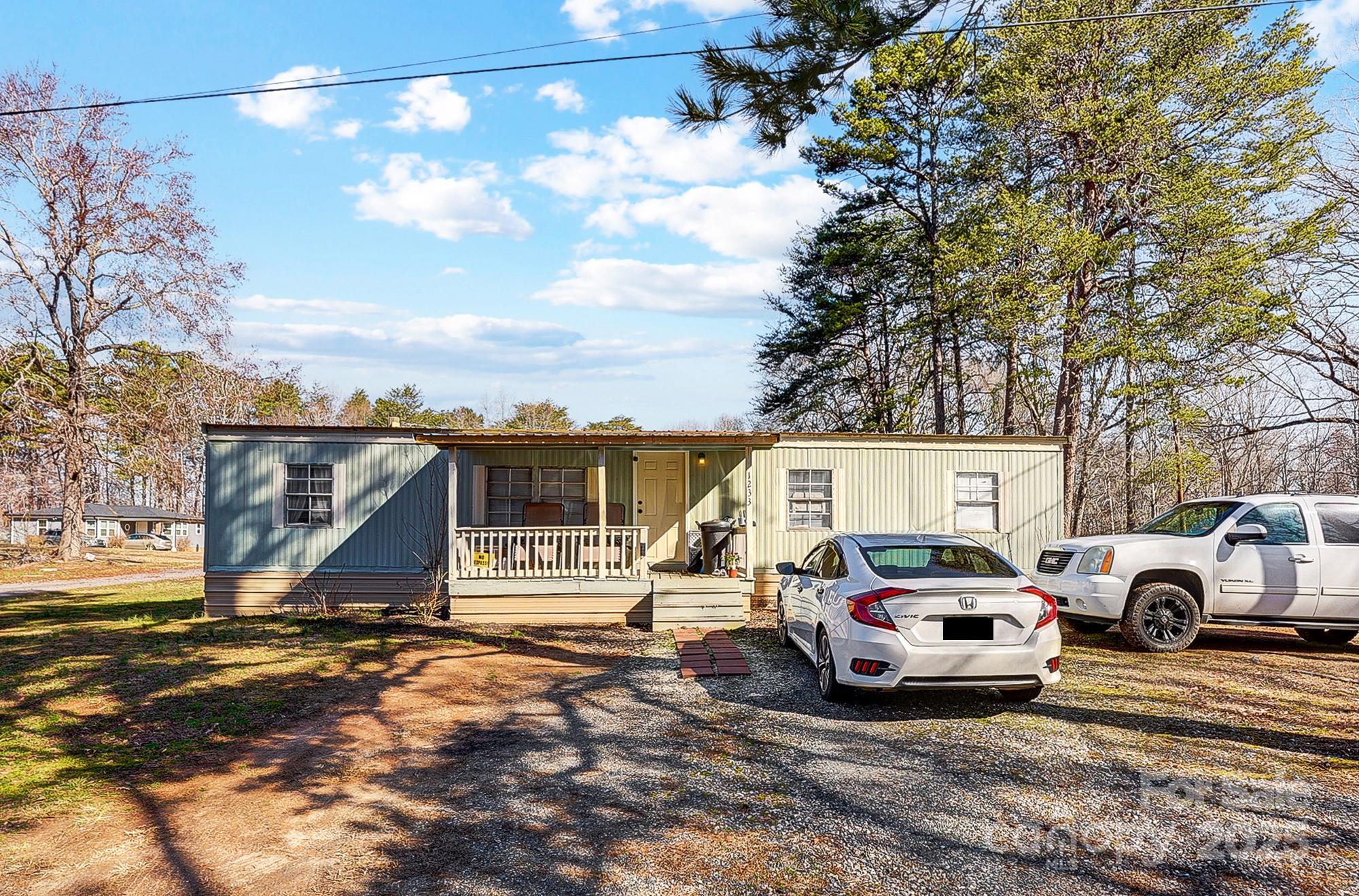 1218 W Highview Lane Property Photo 20