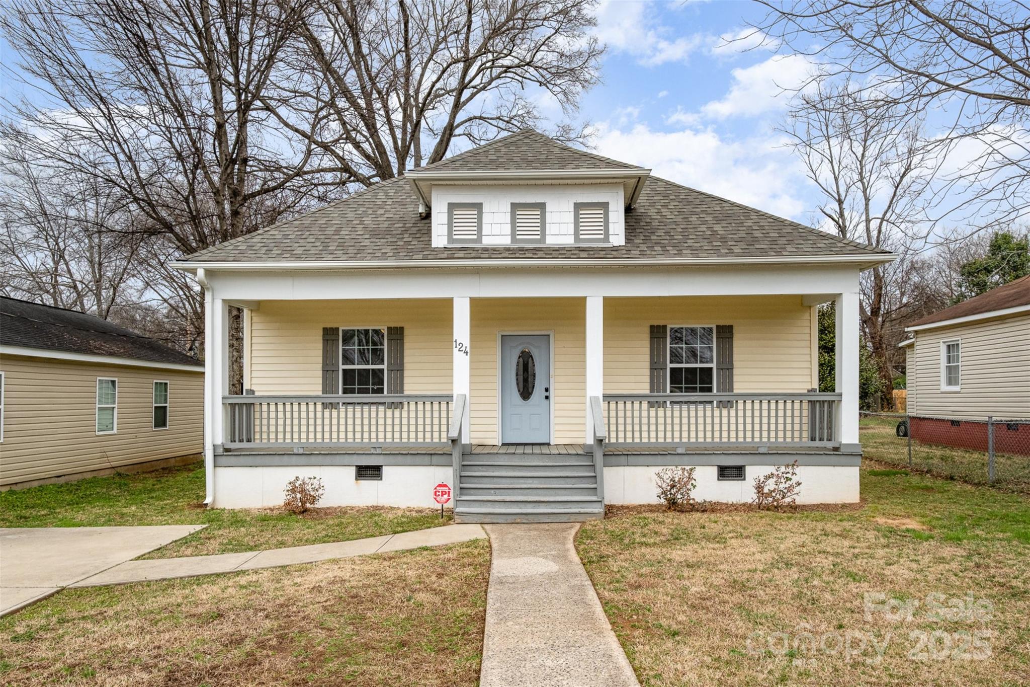 124 Lakewood Avenue Property Photo