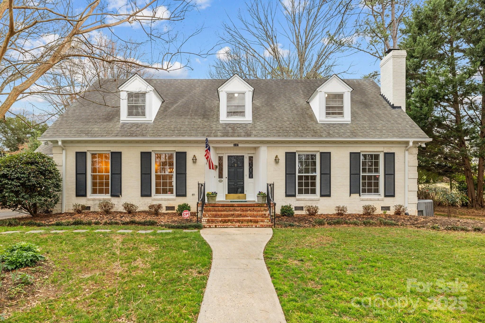 3107 Cloverfield Road Property Photo