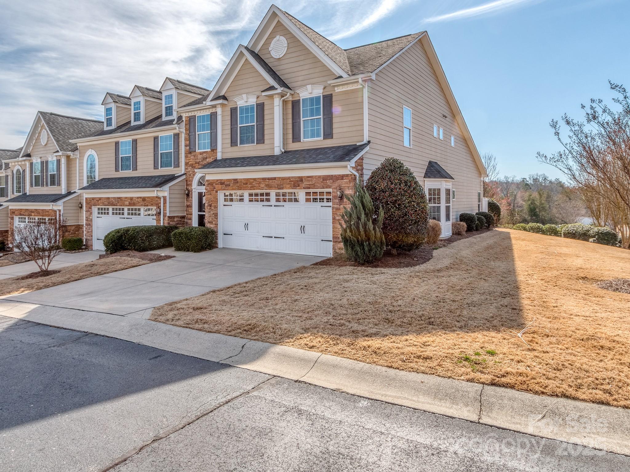 506 Sailview Drive Property Photo