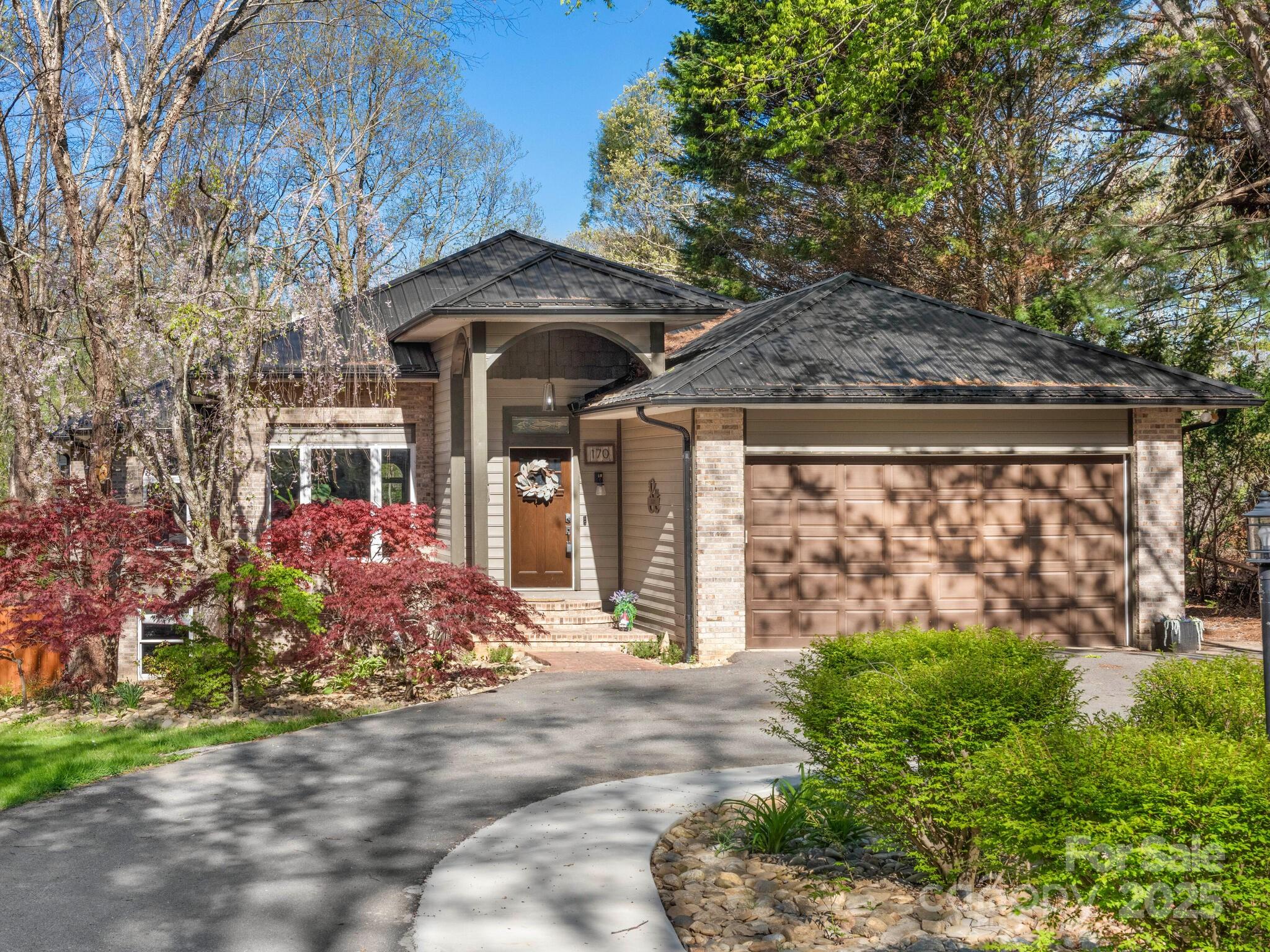 170 Weston Road Property Photo