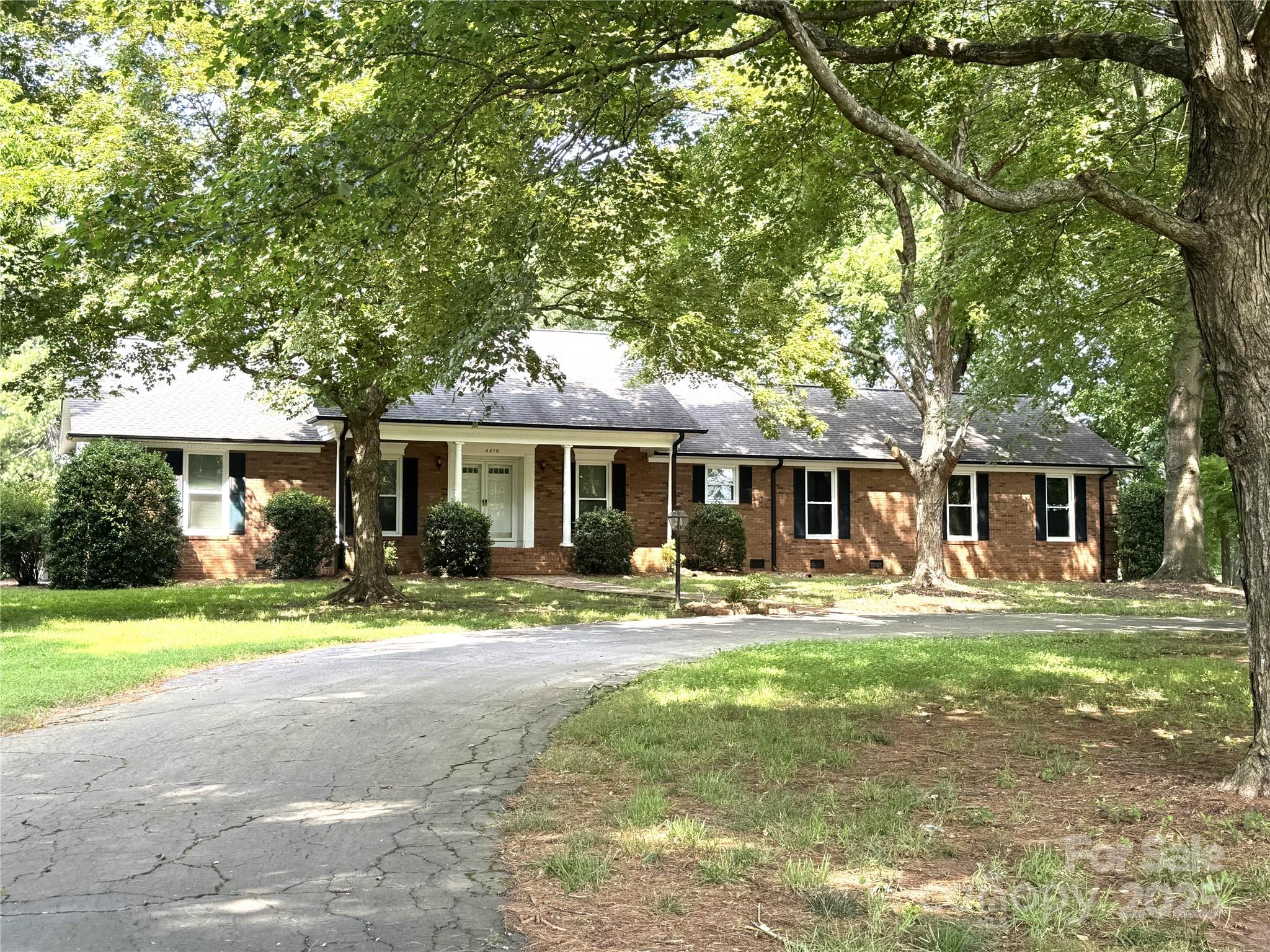 4210 Wrangler Drive Property Photo 1