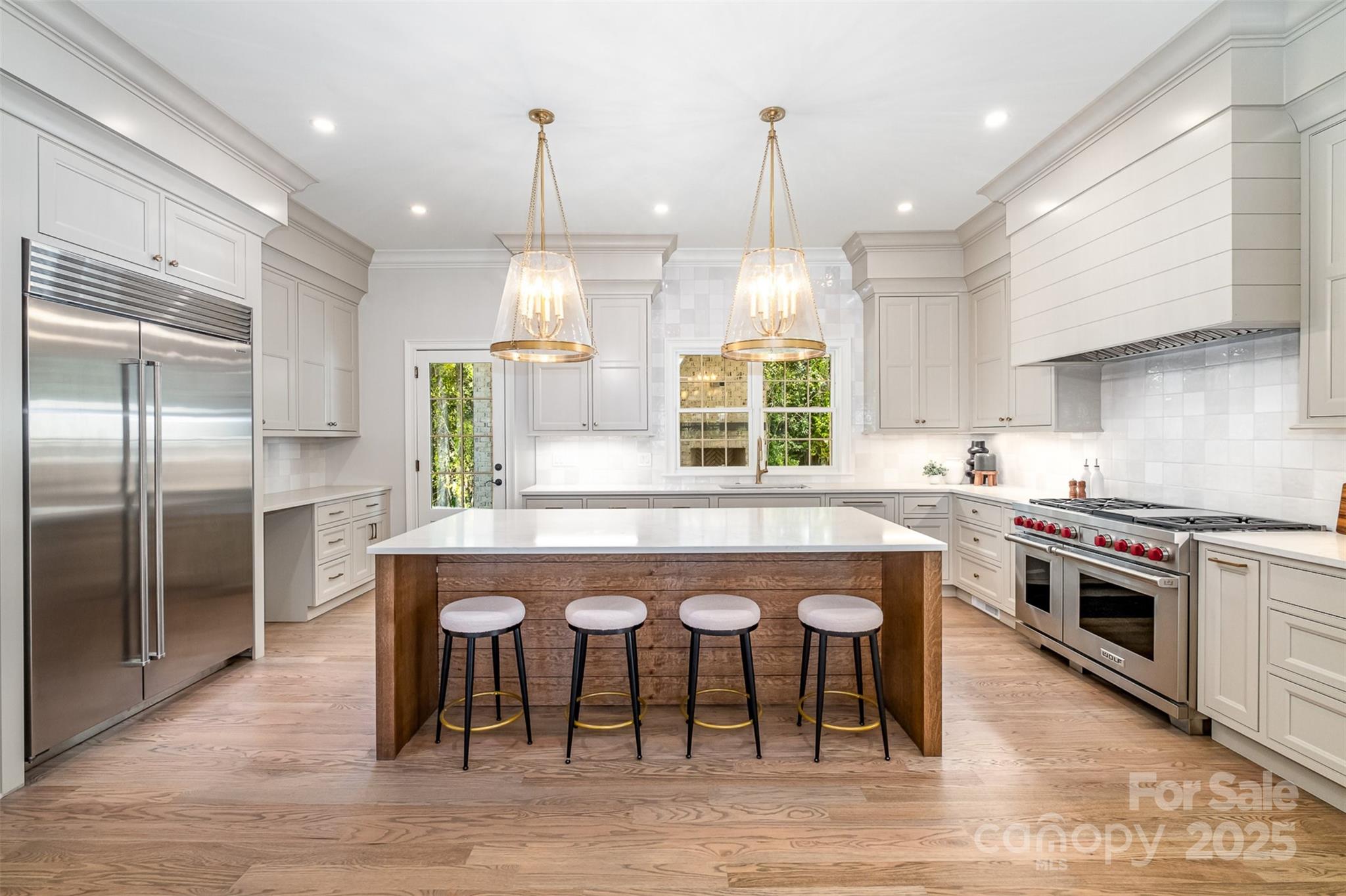 4008 Nettie Court 3 Property Photo 11