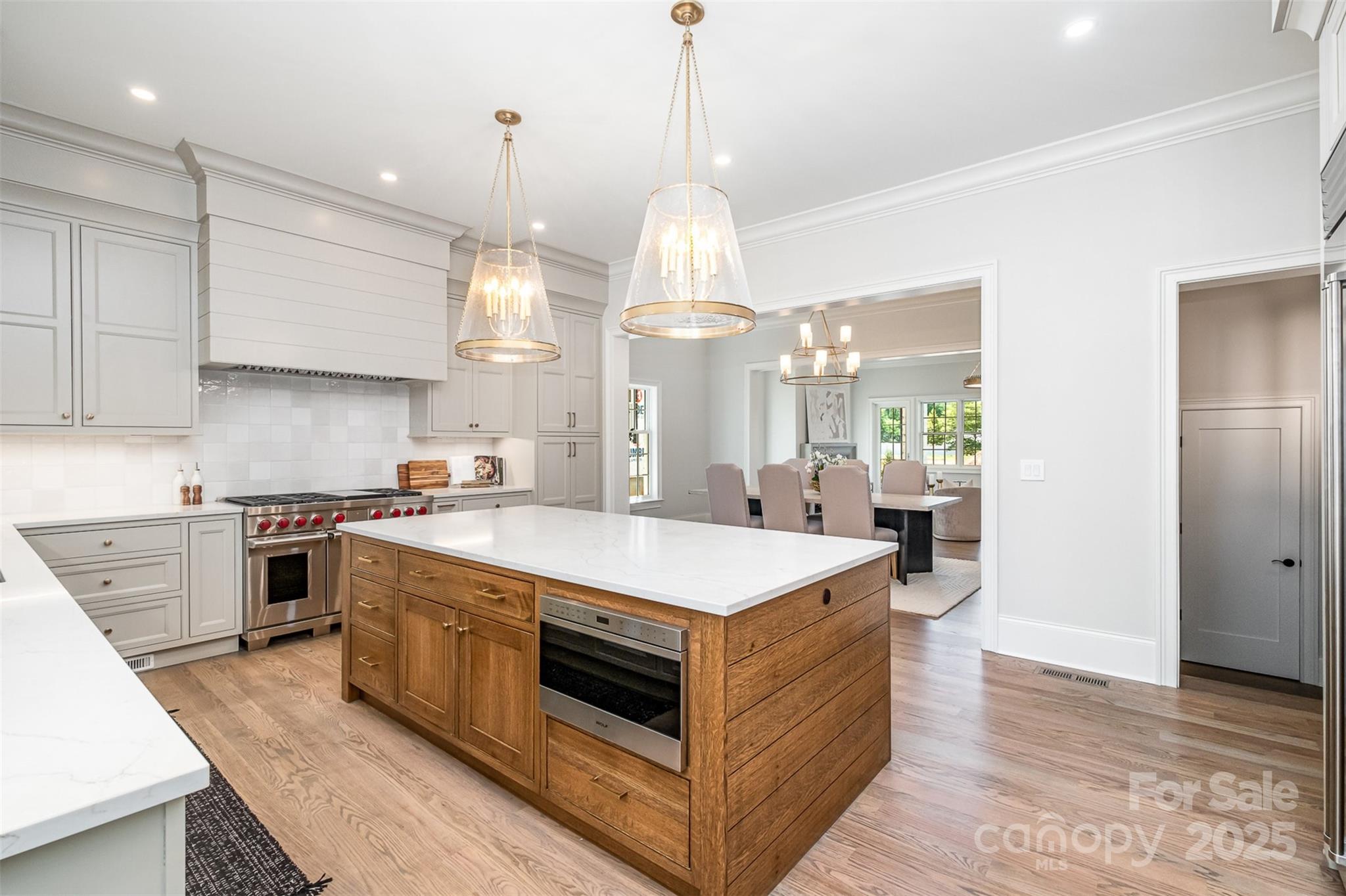 4008 Nettie Court 3 Property Photo 12