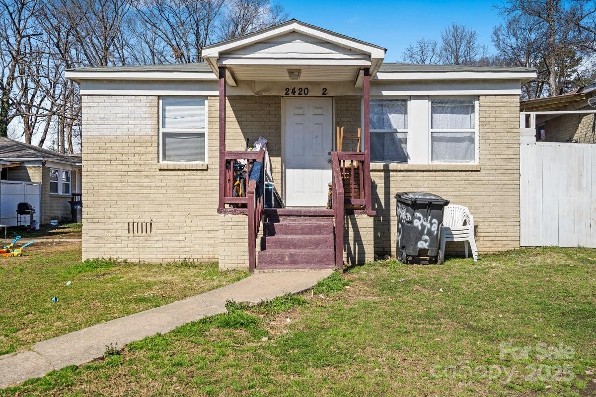 2416 Julia Avenue Property Photo 8