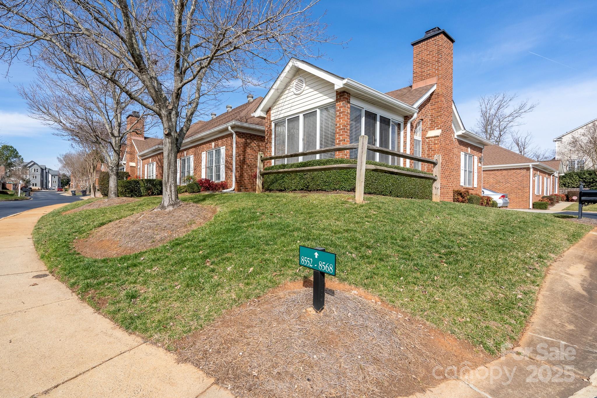 8568 Windsor Ridge Drive Property Photo