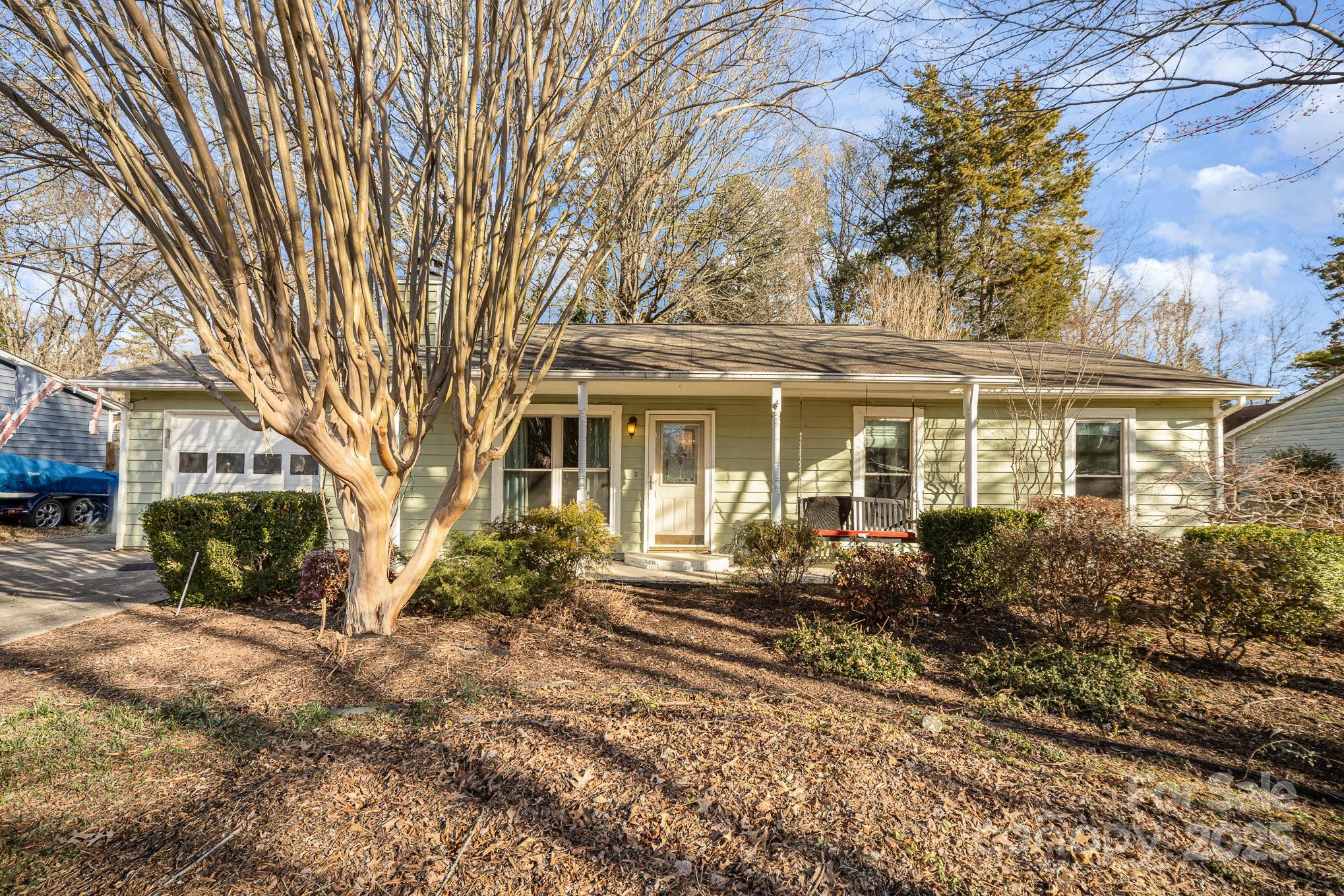 Cochran Collegiate Academy Real Estate Listings Main Image