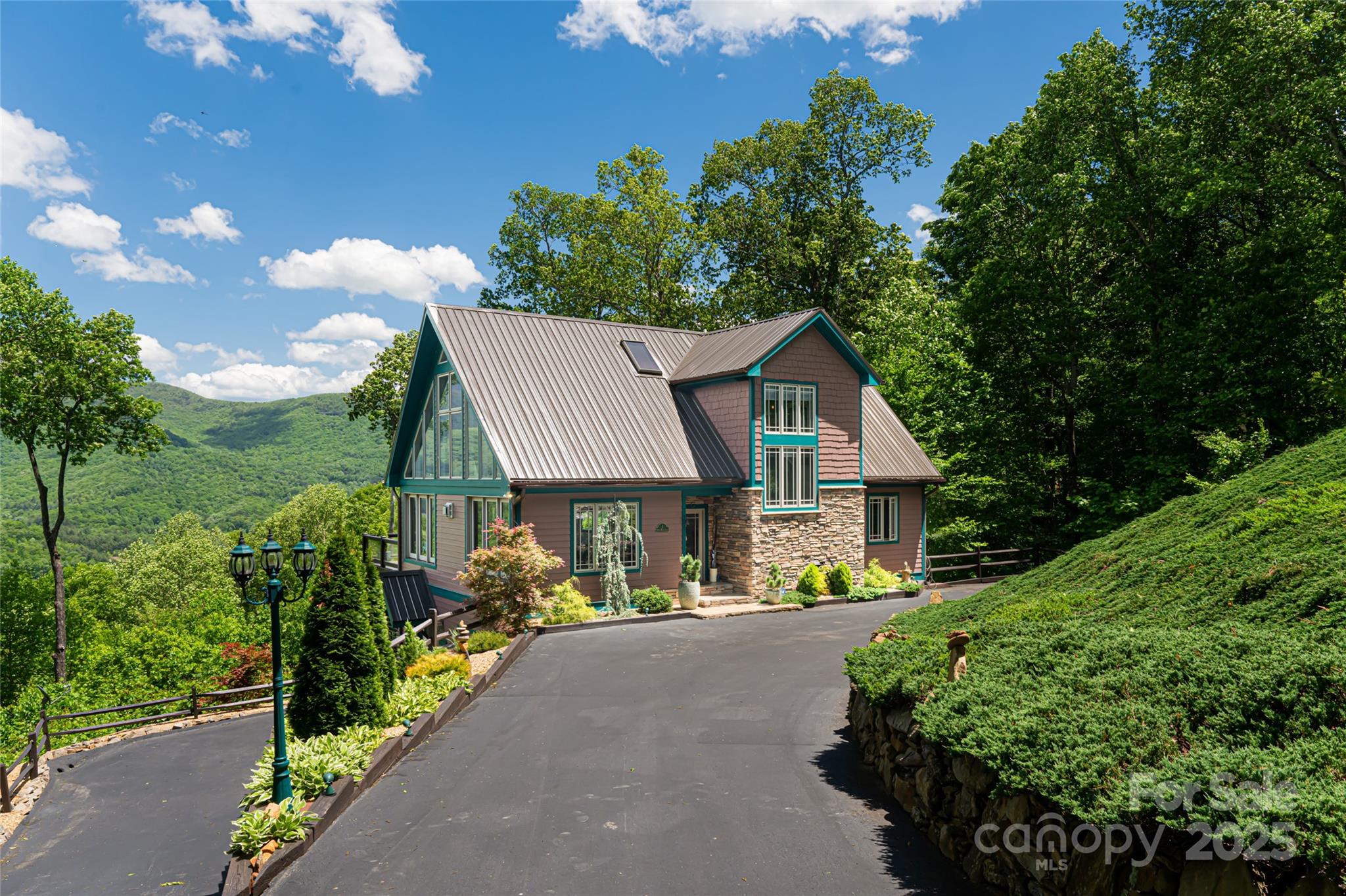 1 Wood Haven Lane Property Photo 5