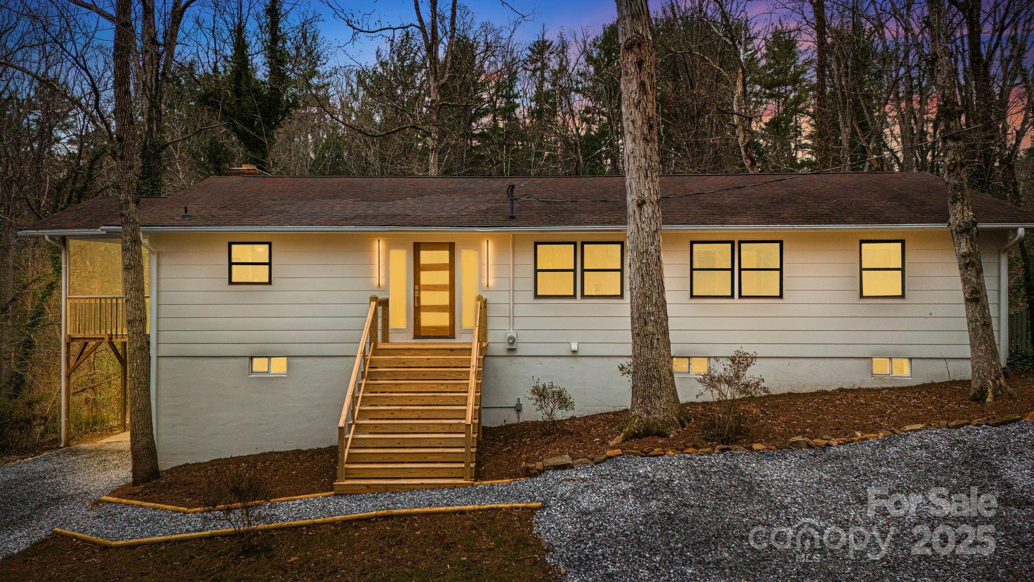 7 Angus Lane Property Photo