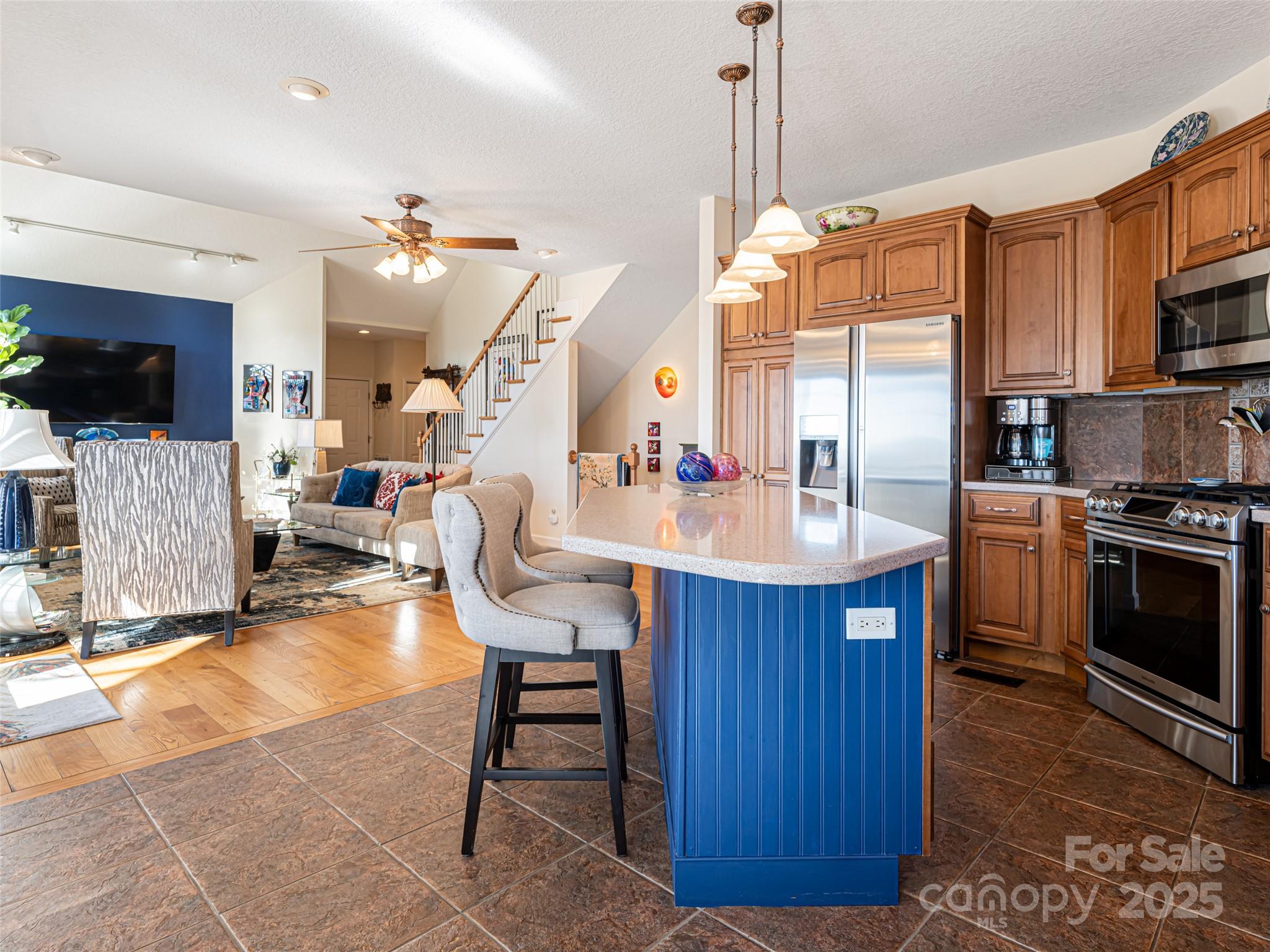 142 Twin Courts Drive Property Photo 15