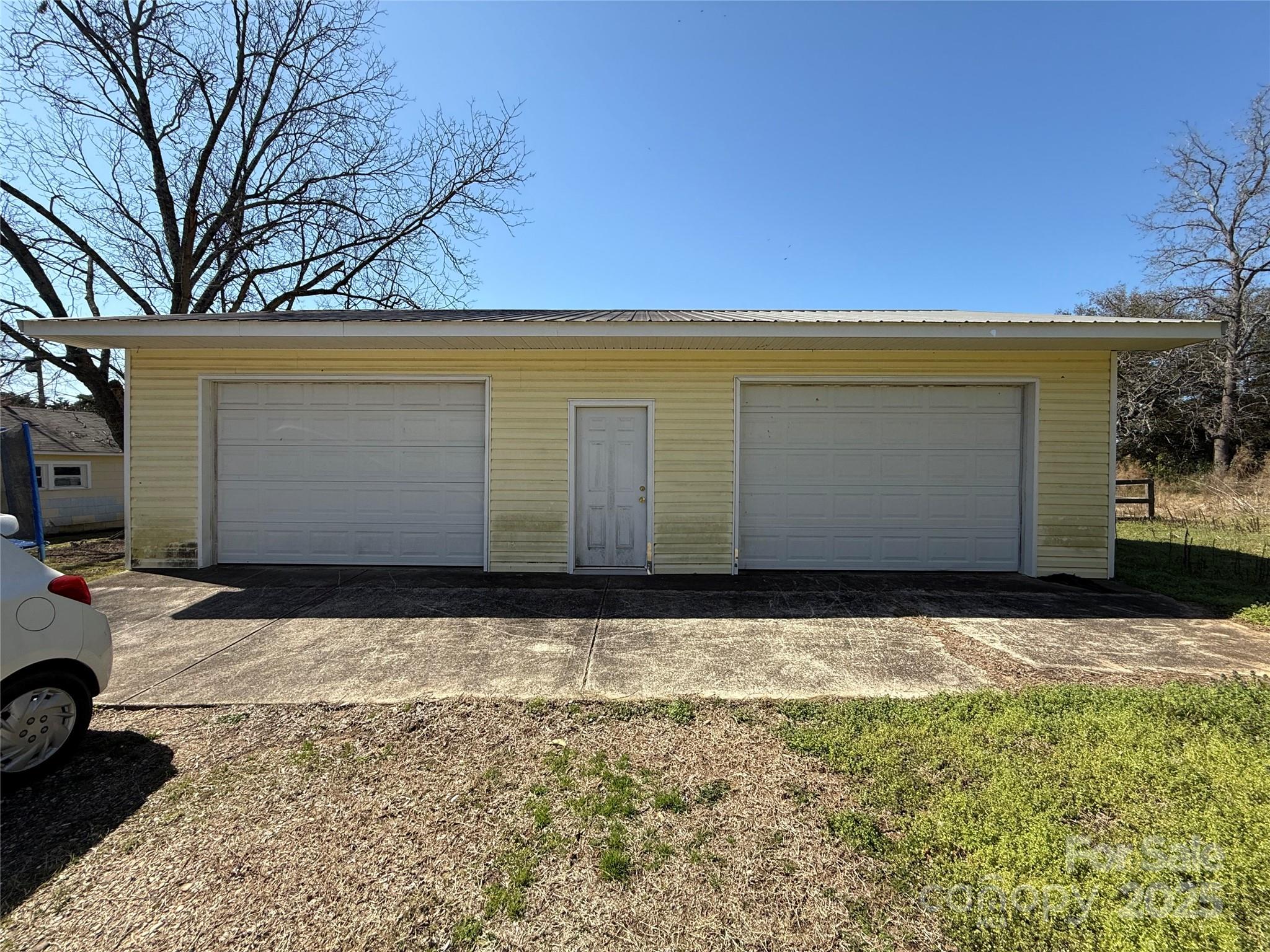 503 & 507 Wygelia Street Property Photo 9