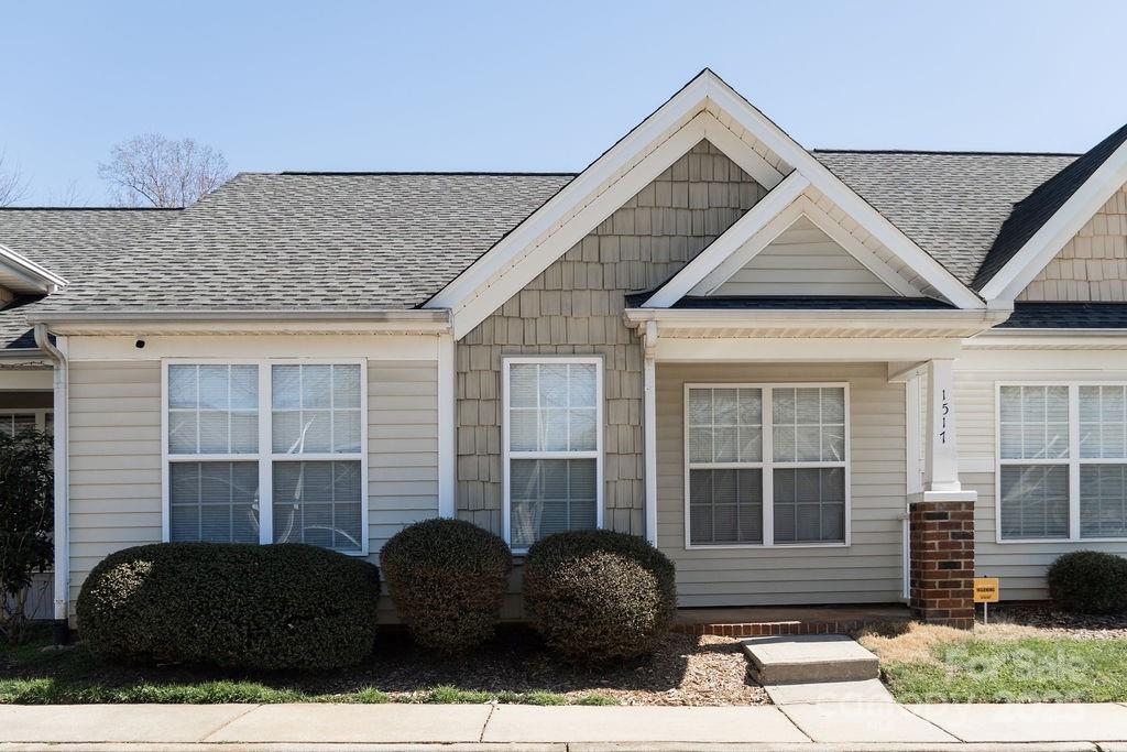 1517 Tiana Way Property Photo