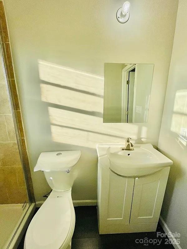 904 N Oakland Street Property Photo 17