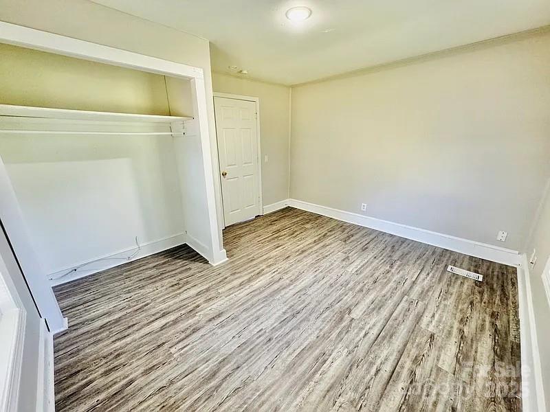904 N Oakland Street Property Photo 22