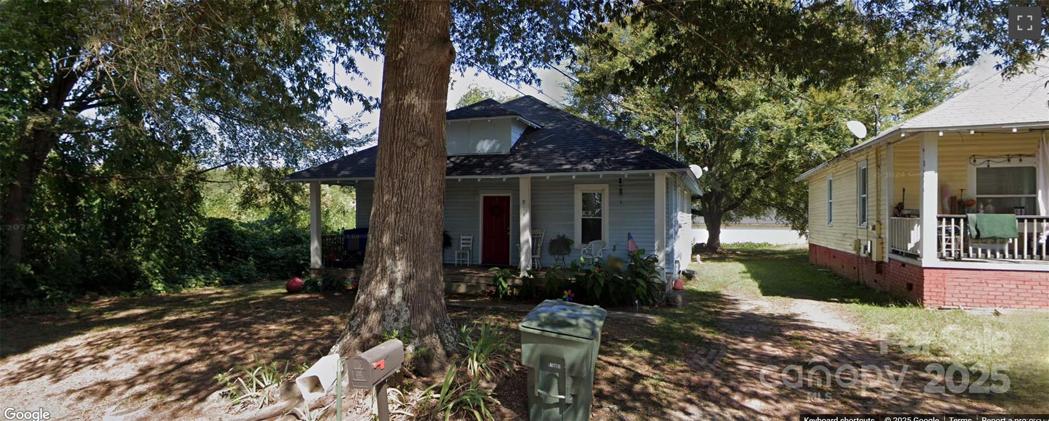 904 N Oakland Street Property Photo 29