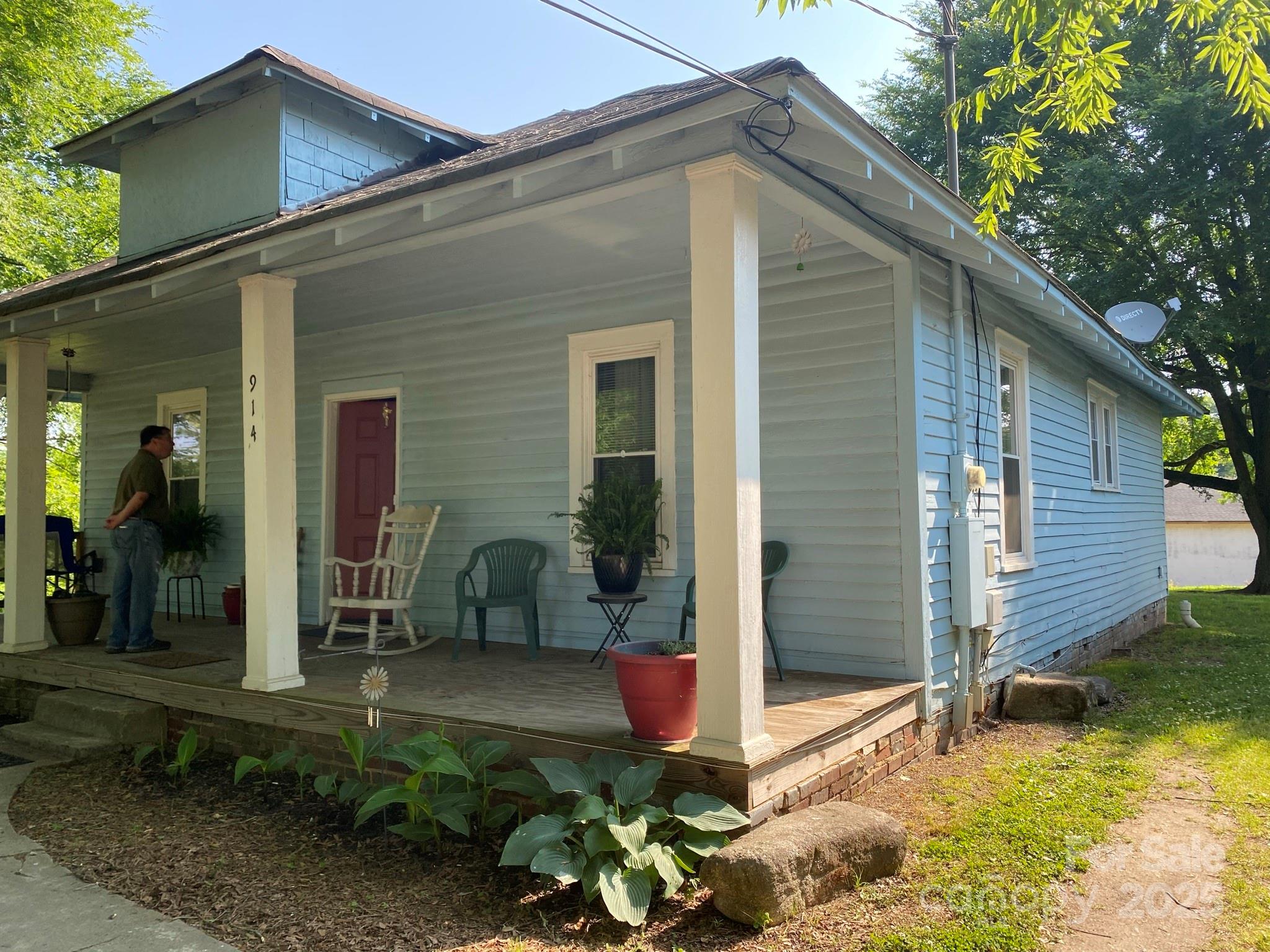 904 N Oakland Street Property Photo 30
