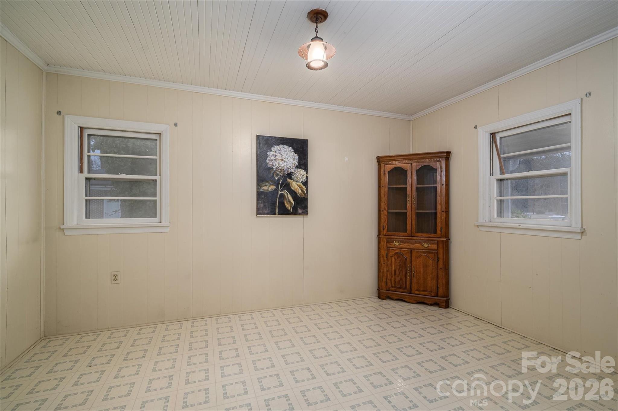 816 S South Point Road Property Photo 23