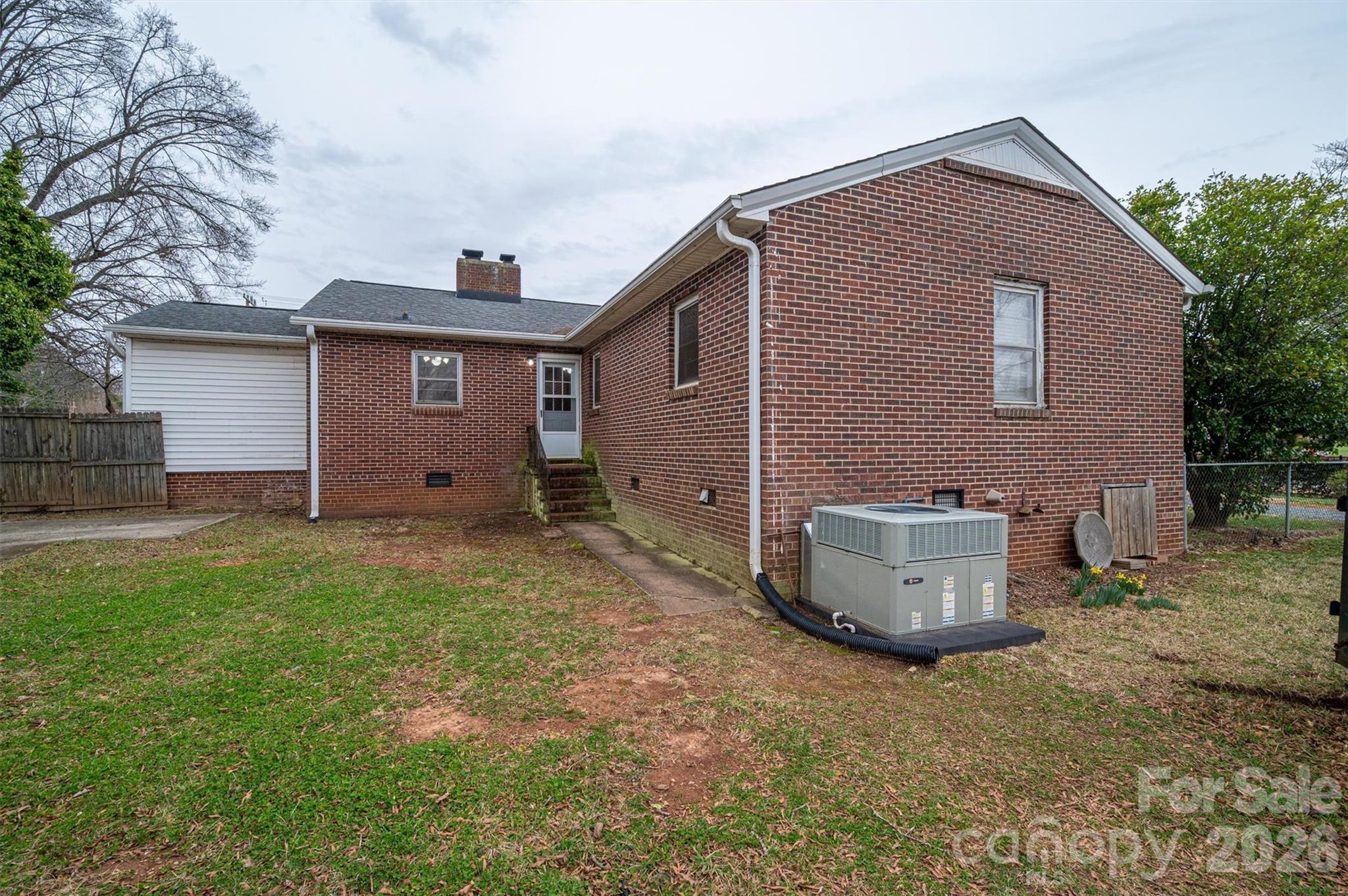 816 S South Point Road Property Photo 36