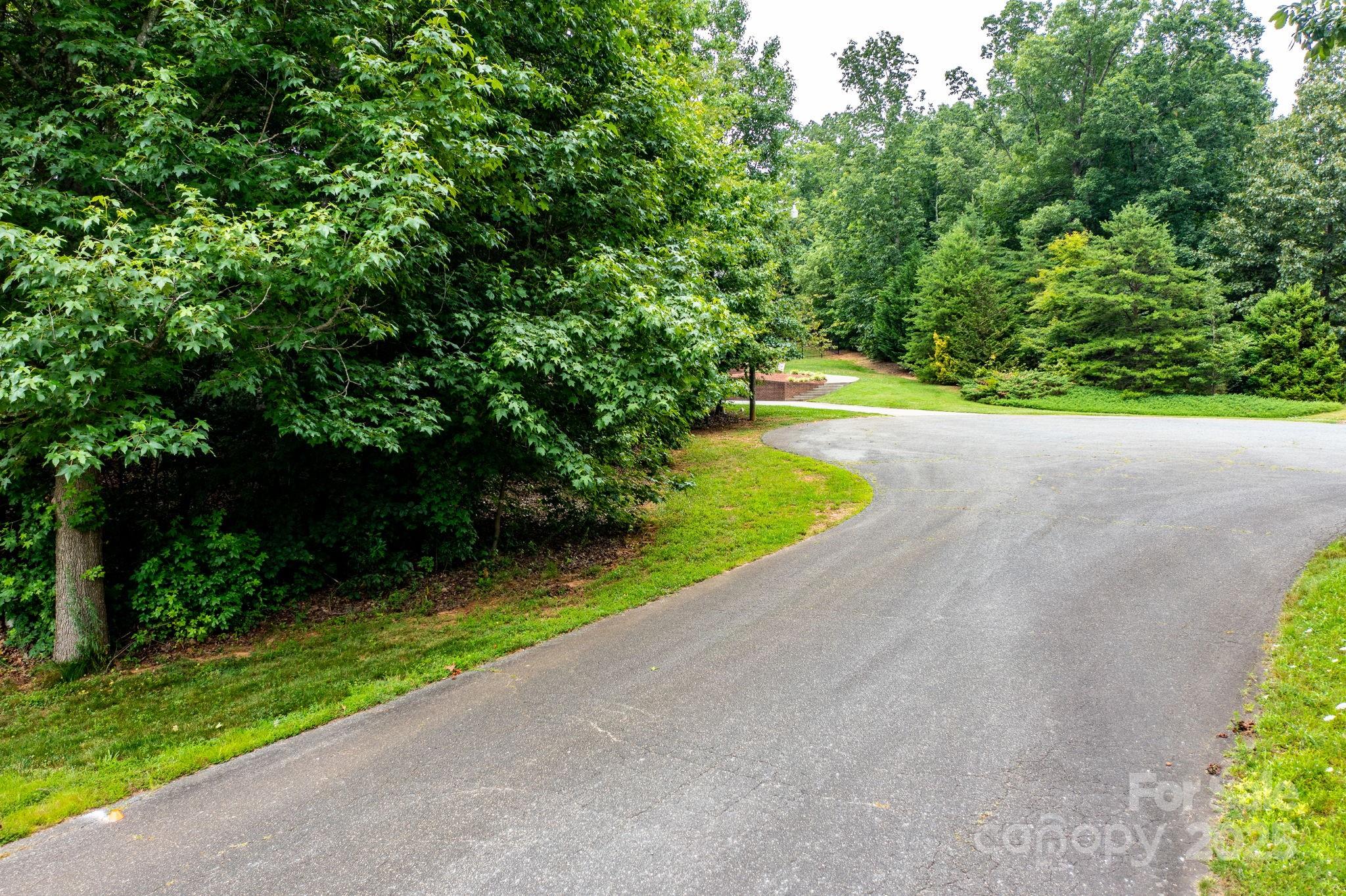 351 I-40 Access Road Property Photo 20