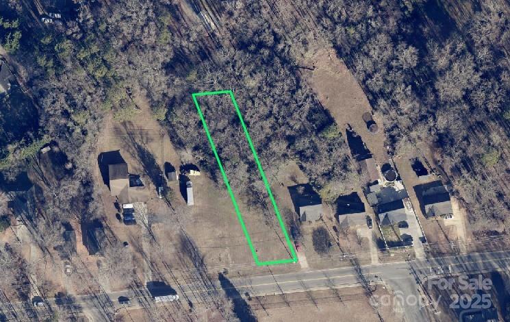 8811 Moores Chapel Road Property Photo