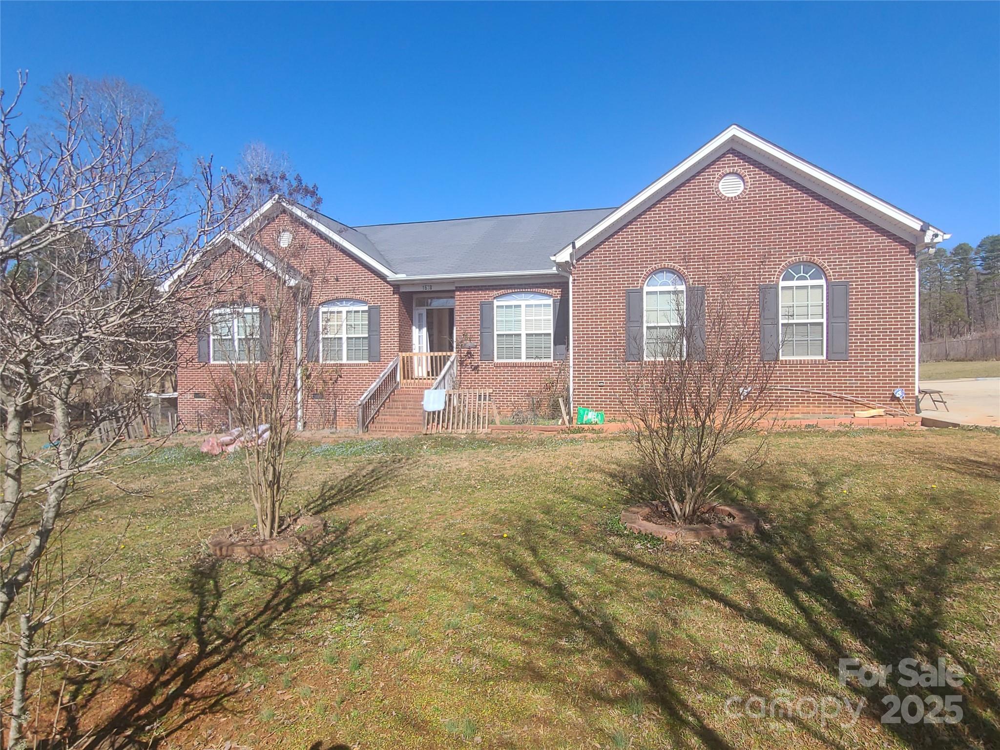 1638 Bess Town Road Property Photo