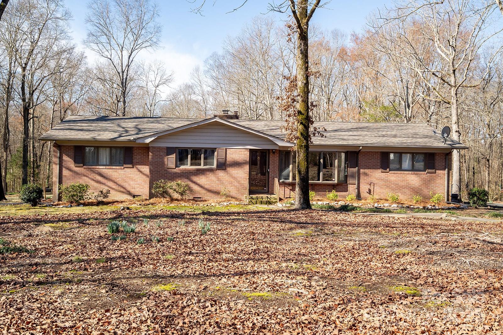 6675 Nc 218 Highway Property Photo