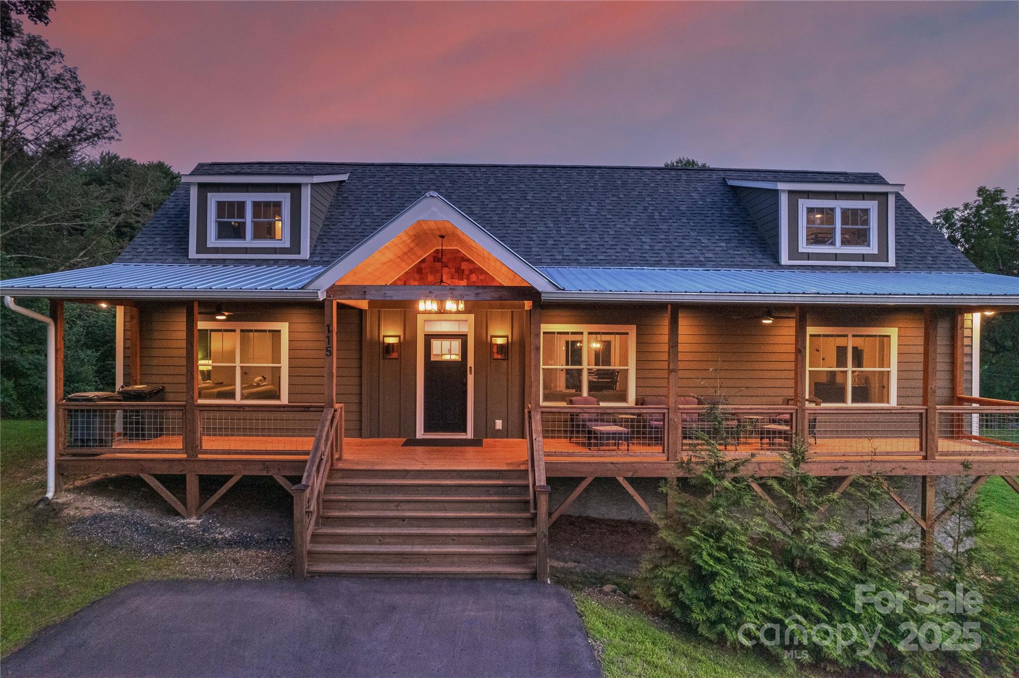 115 Cascade Ridge Road Property Photo
