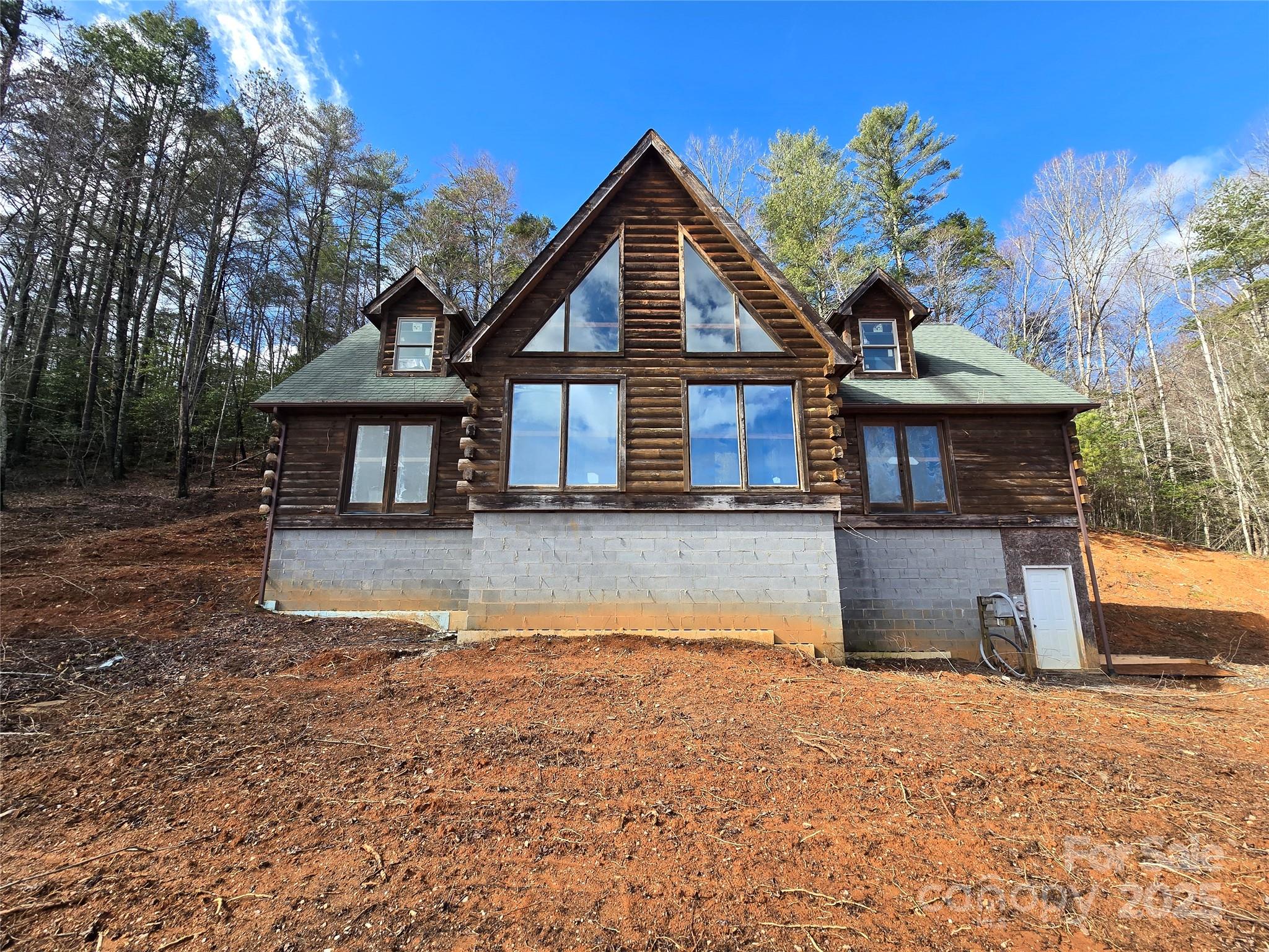 6490 Globe Road 14 Property Photo