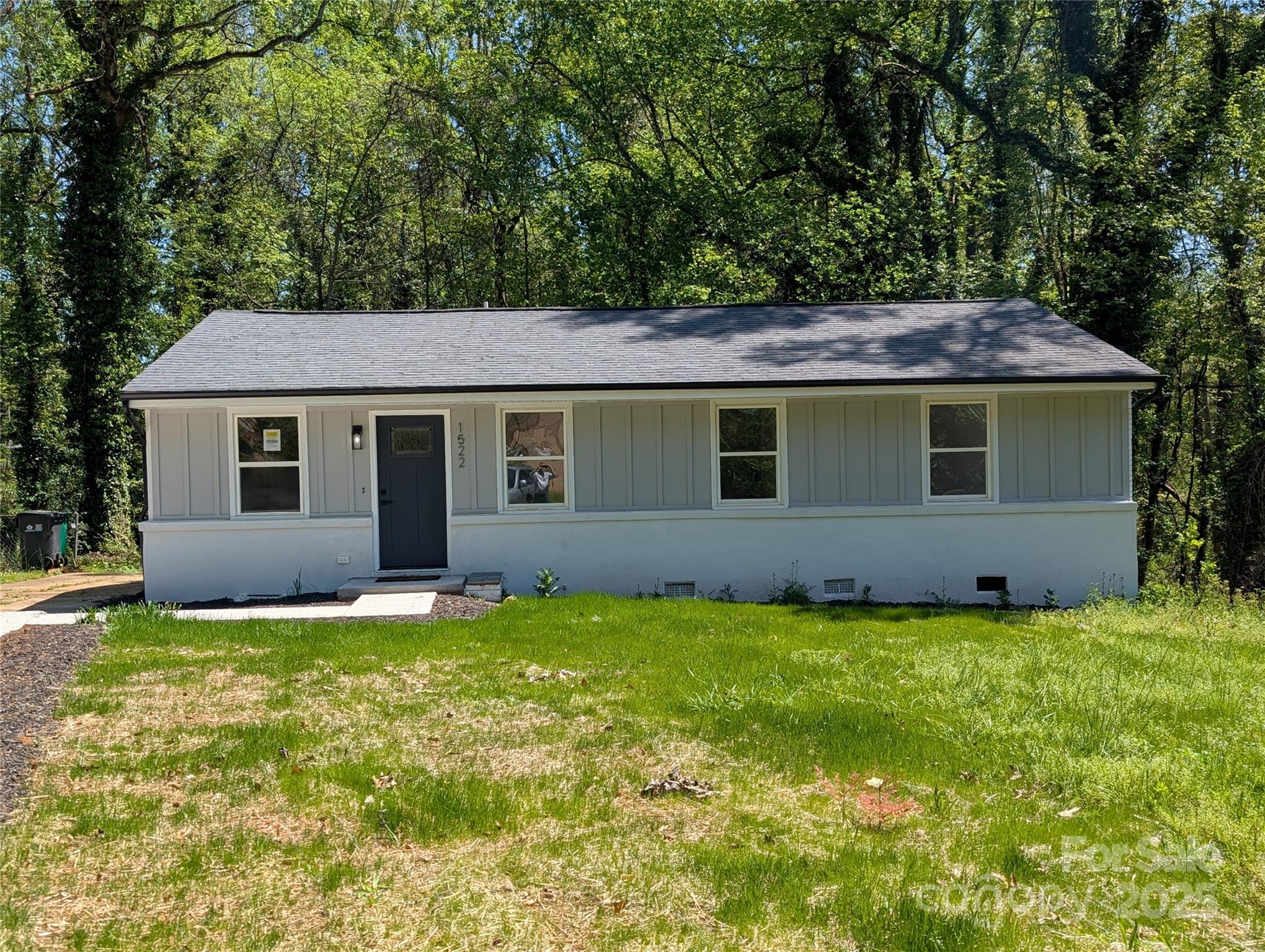Barringer Woods Real Estate Listings Main Image