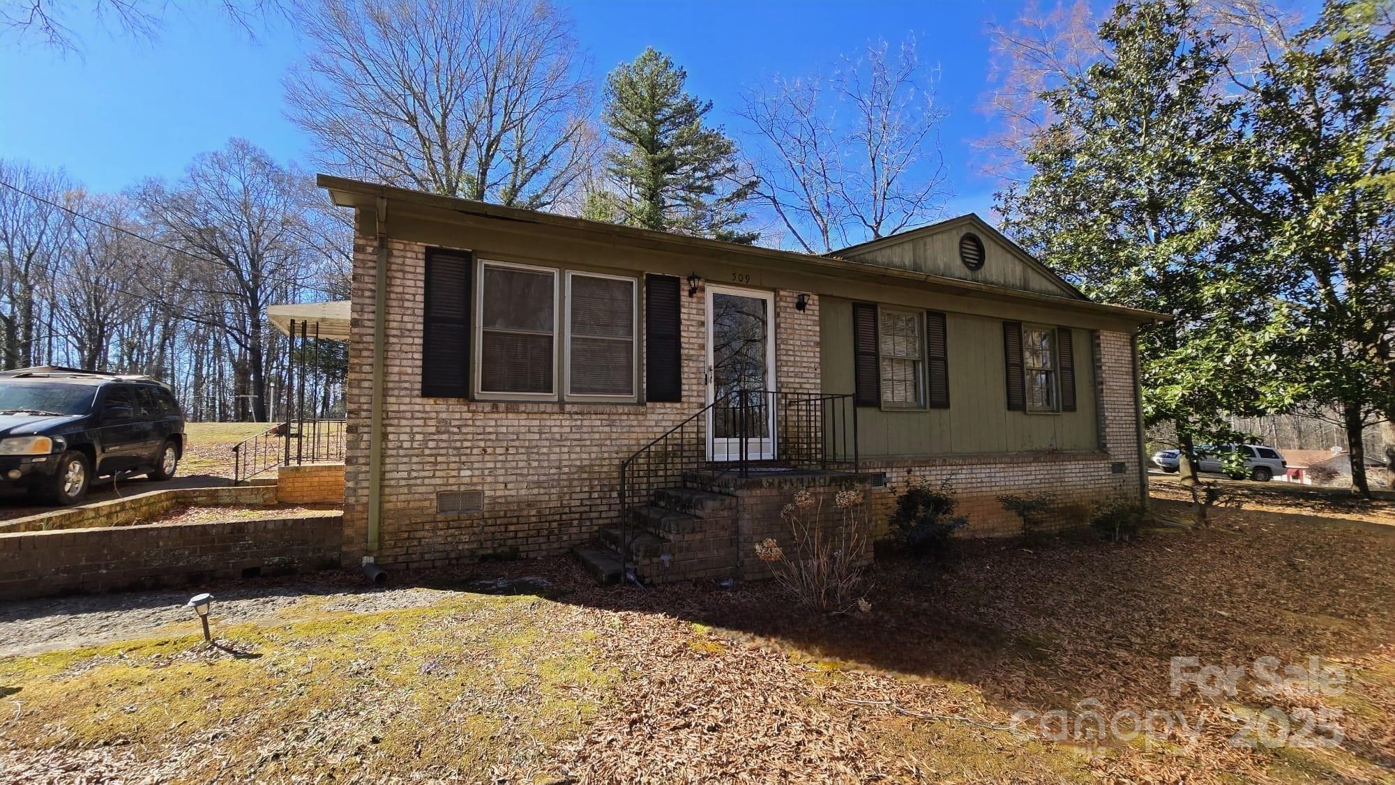 509 California Circle Property Photo