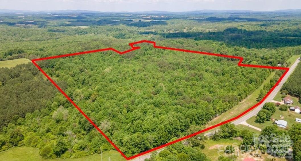 4675 Harmony Highway Property Photo 3