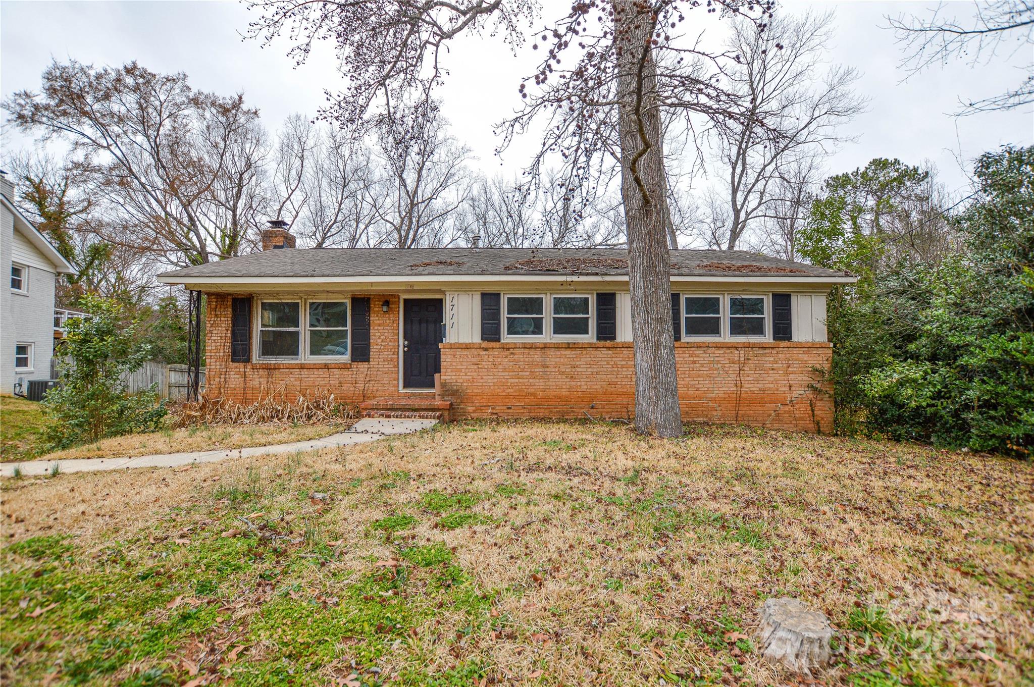 1711 Brookdale Avenue Property Photo