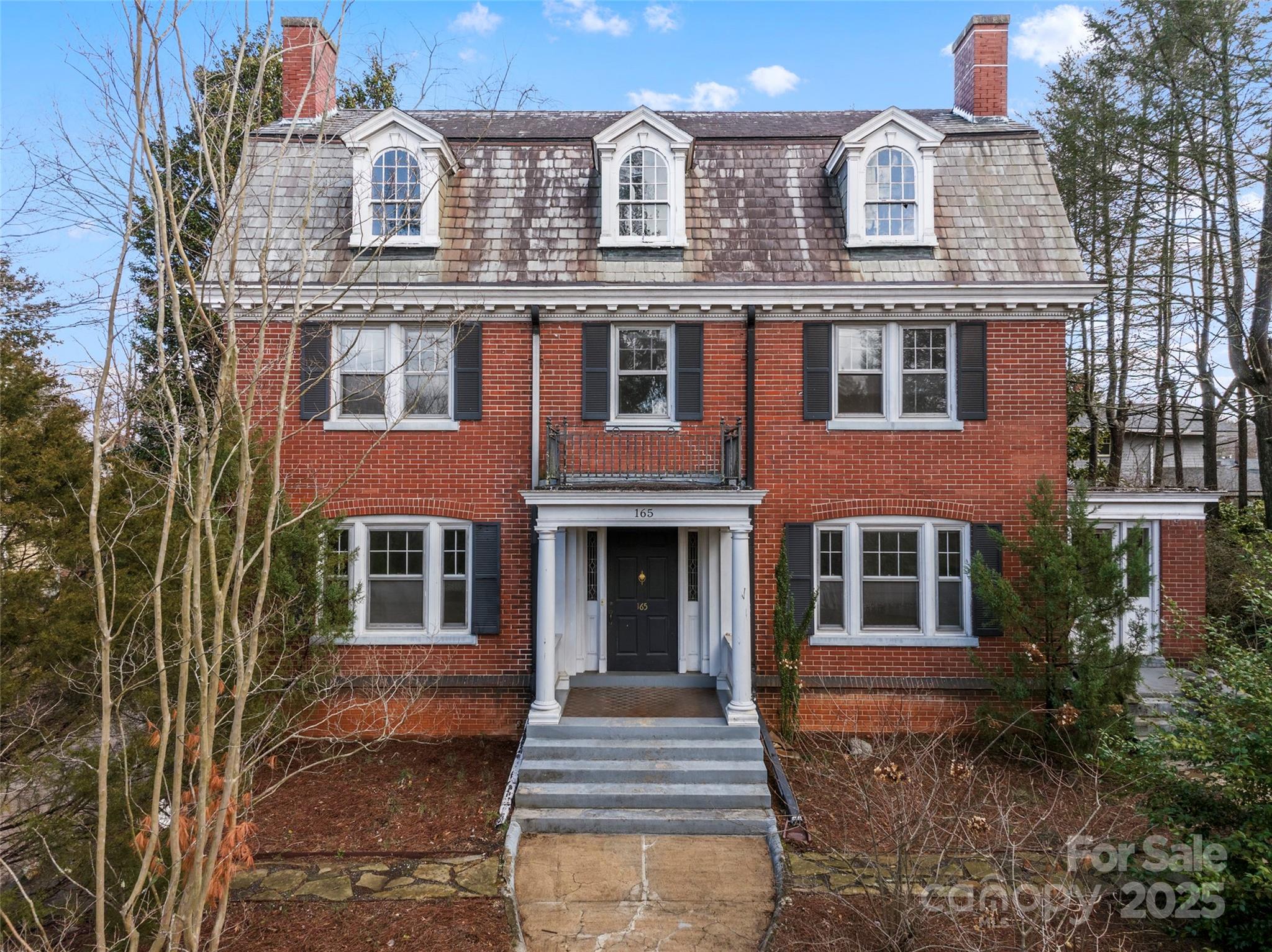 165 Montford Avenue Property Photo
