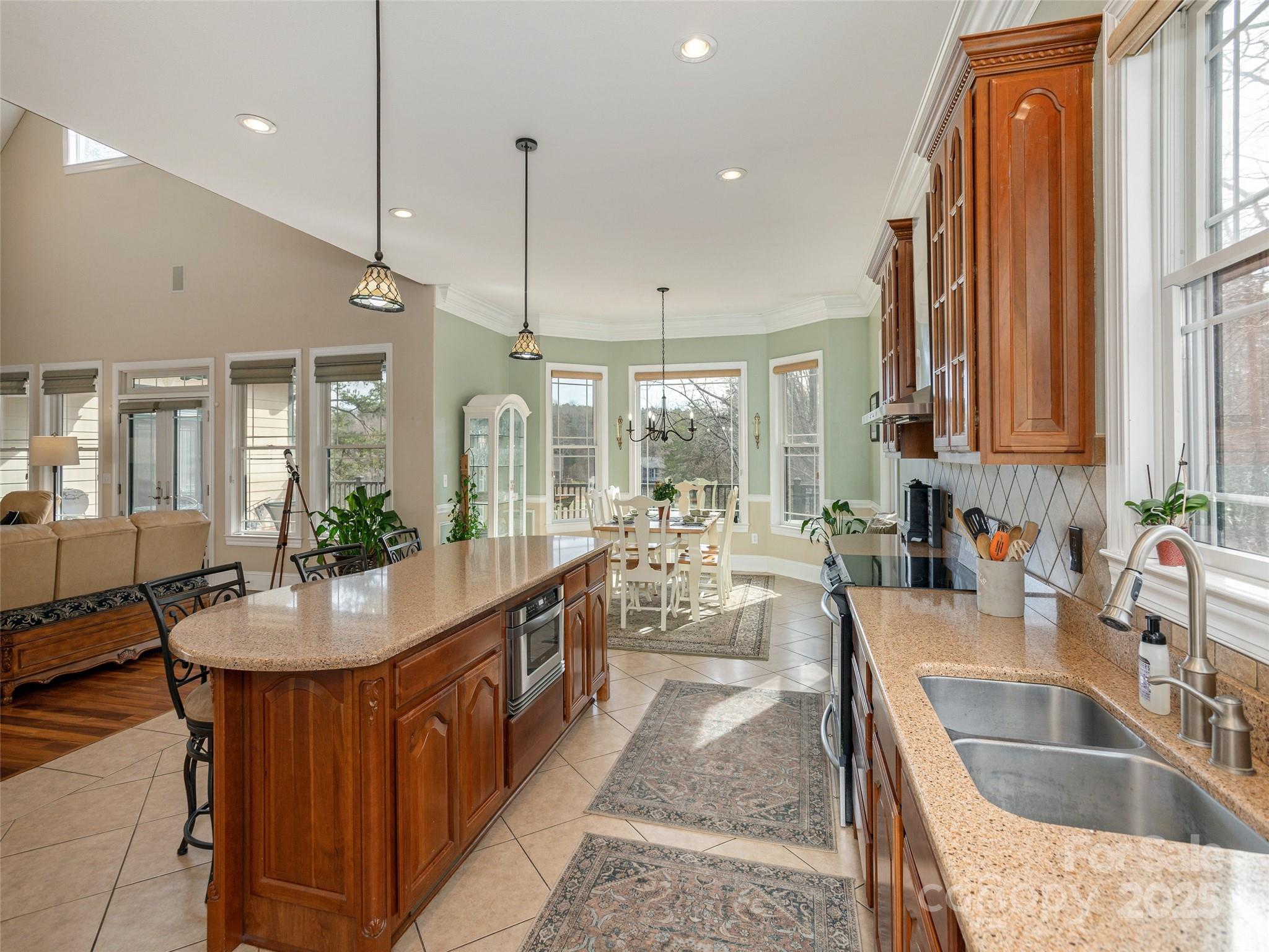 172 Summer Morning Court Property Photo 18