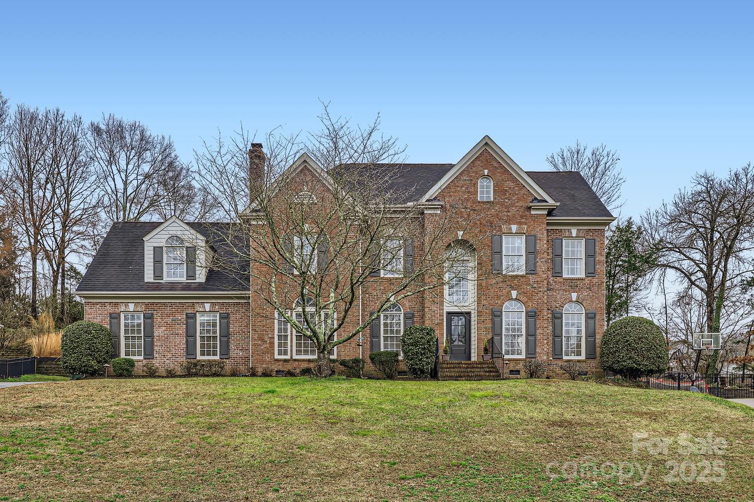131 Sardis Pointe Road Property Photo