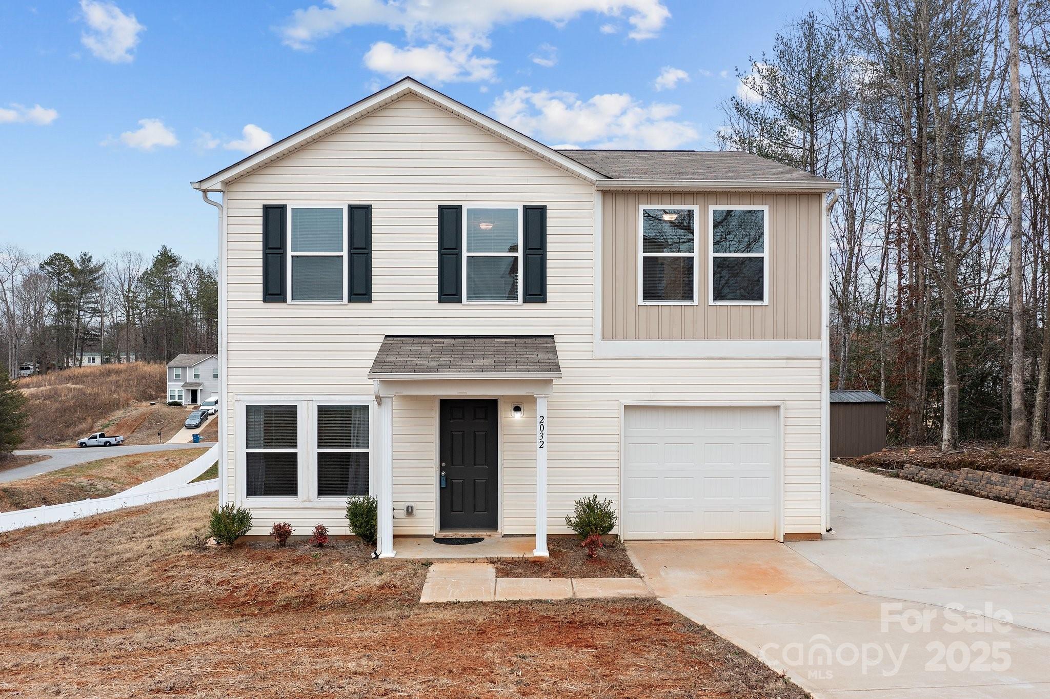 2032 Country Place Property Photo