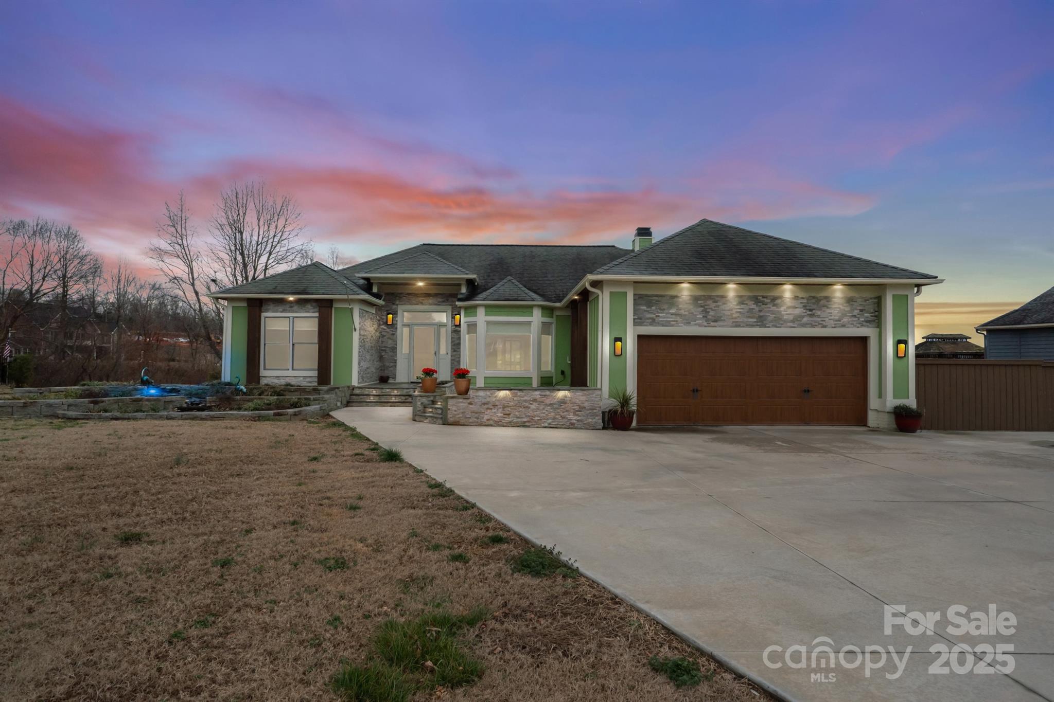 125 Perrin Drive Property Photo