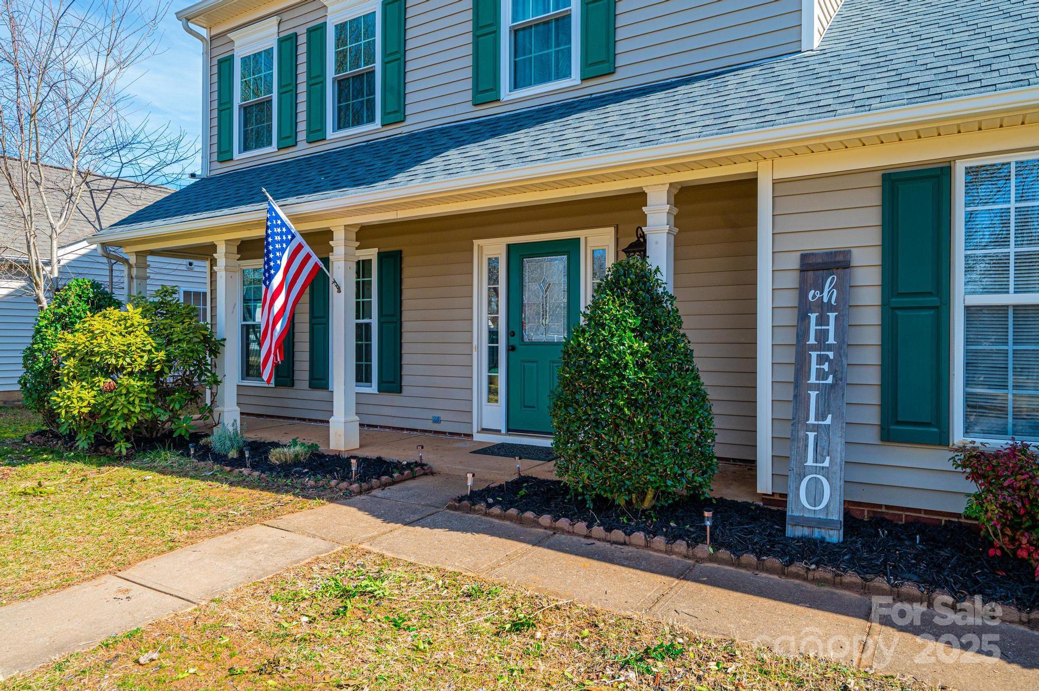 102 Brewster Court Property Photo 2