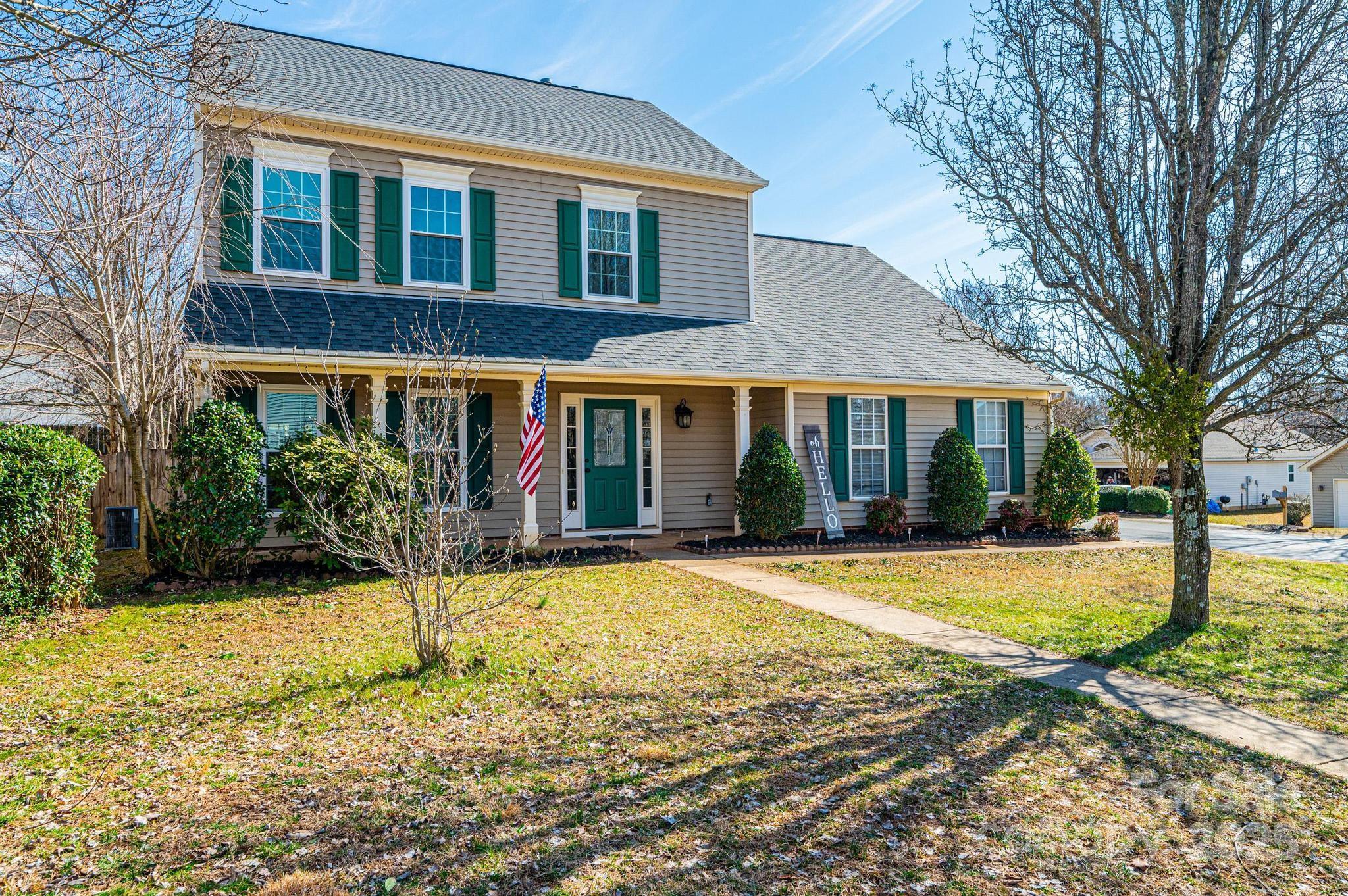 102 Brewster Court Property Photo 4