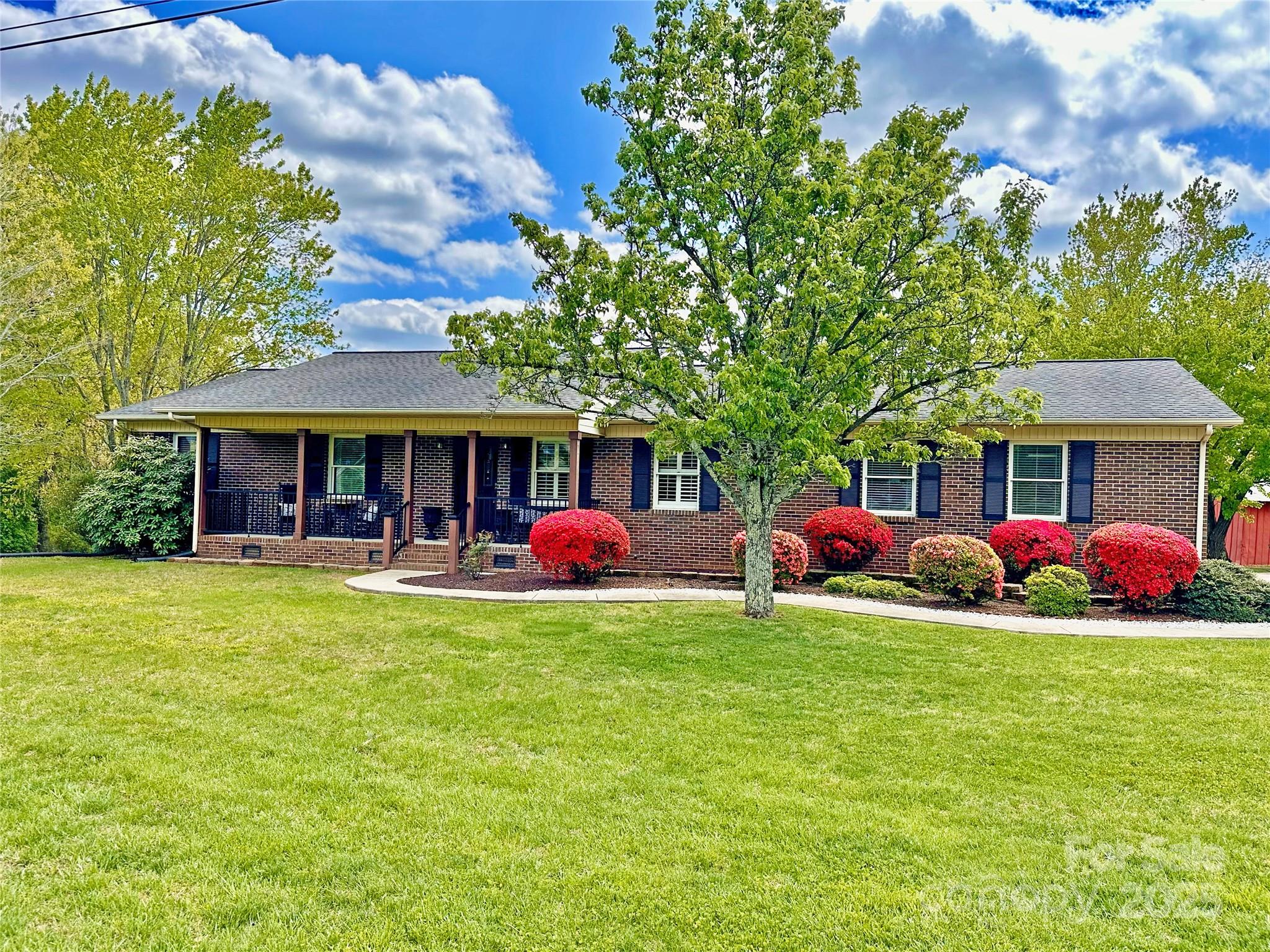 4866 E Nc Hwy 150 Highway Property Photo