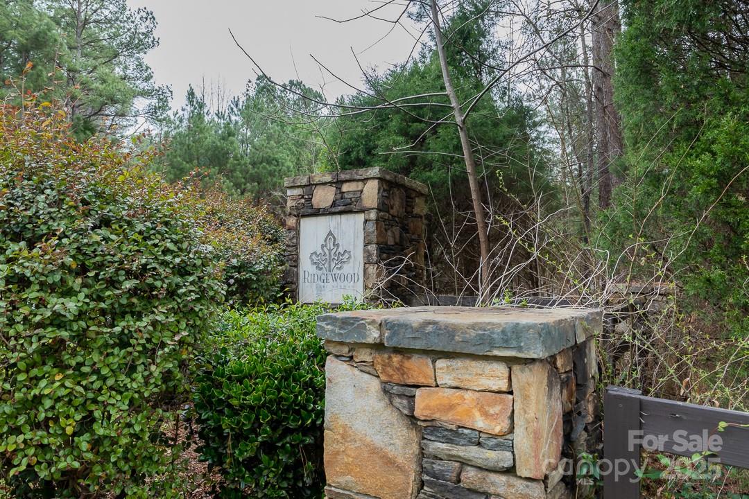 179 Windingwood Drive Property Photo 14