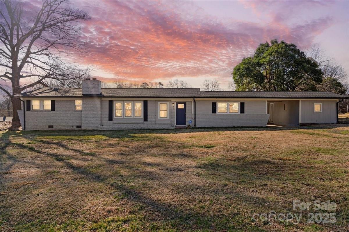 41 Fleetwood Drive 44 Property Photo