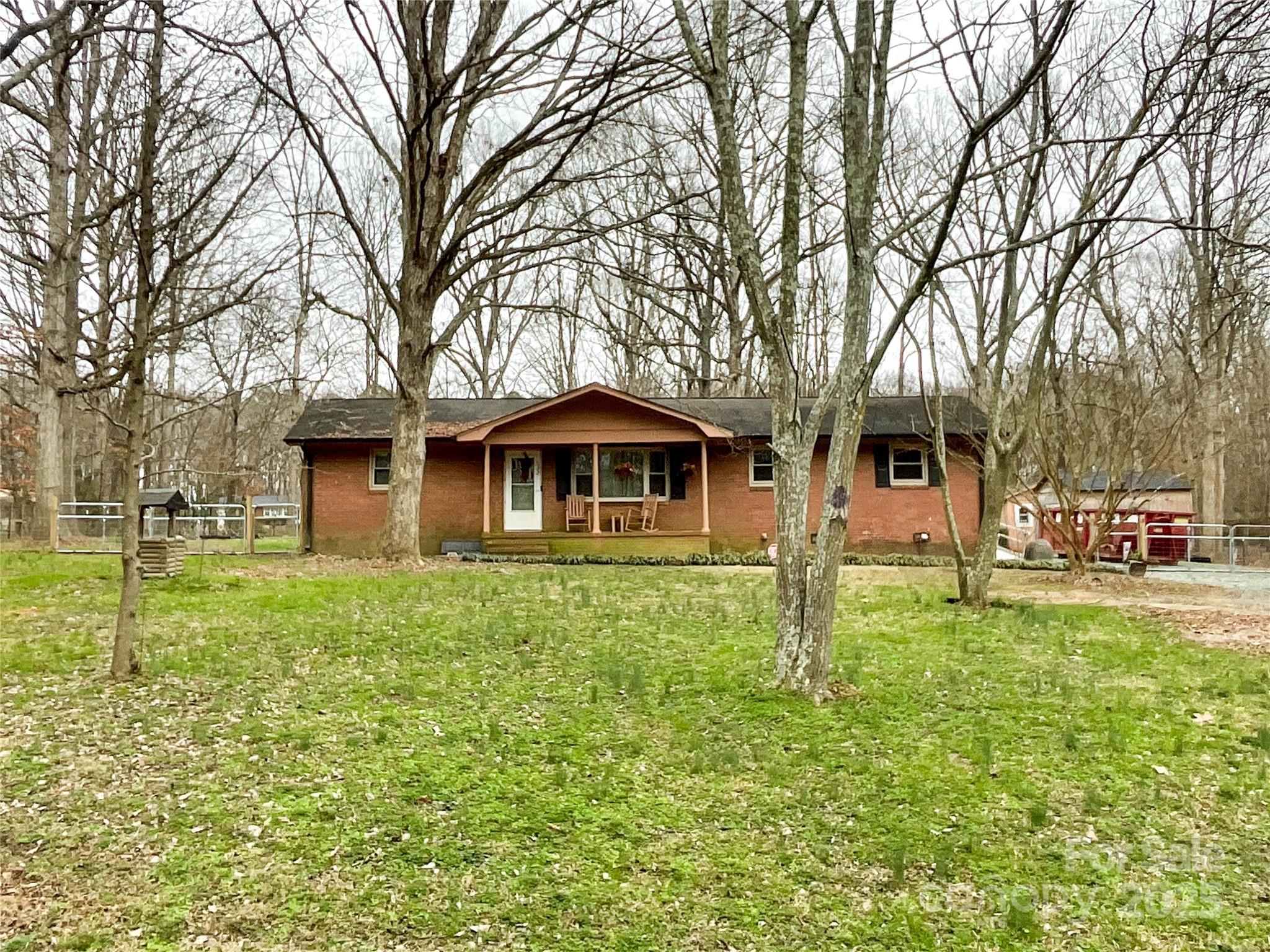 Rocky Creek Real Estate Listings Main Image