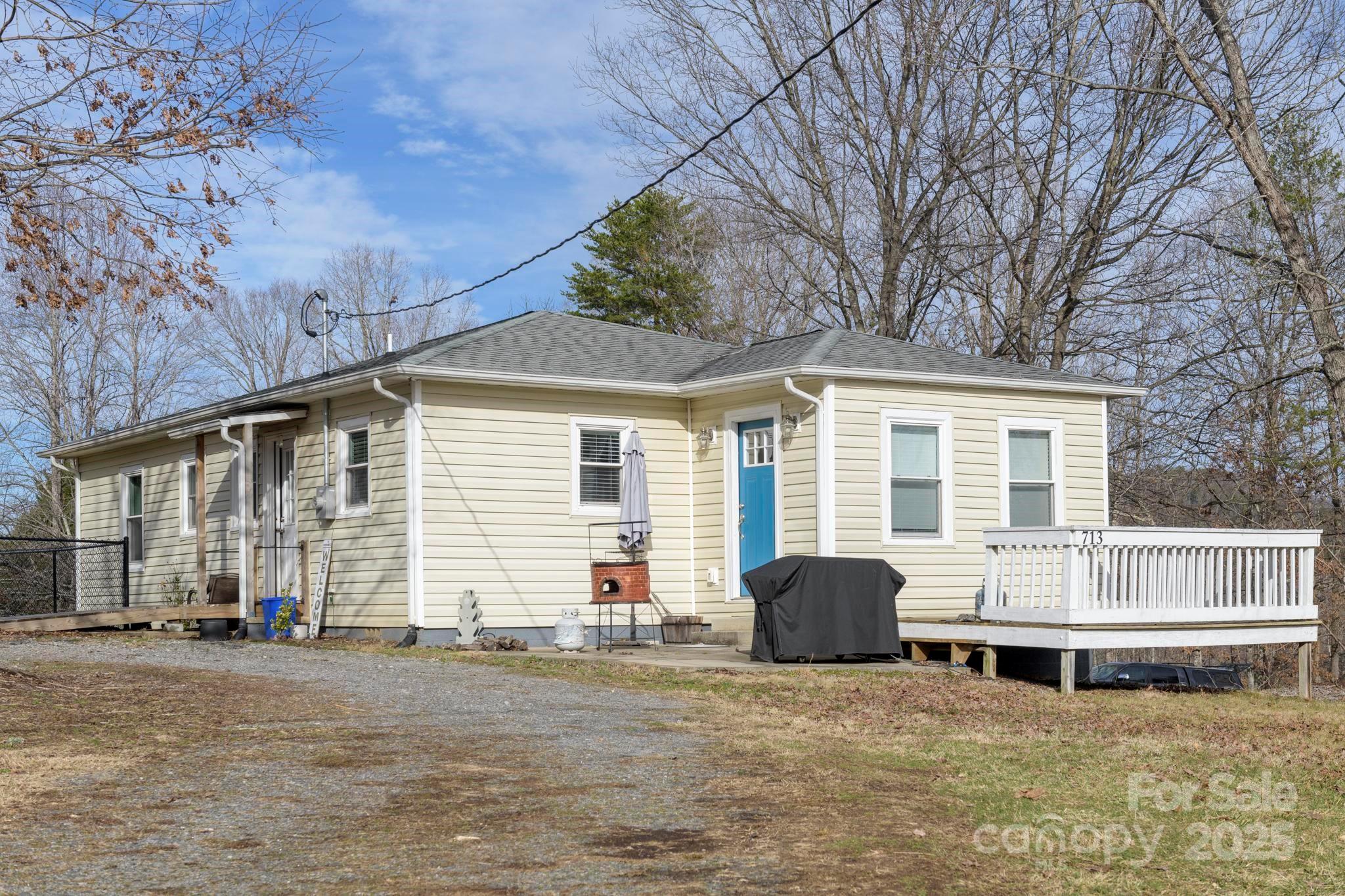 713 Wilmont Street Property Photo