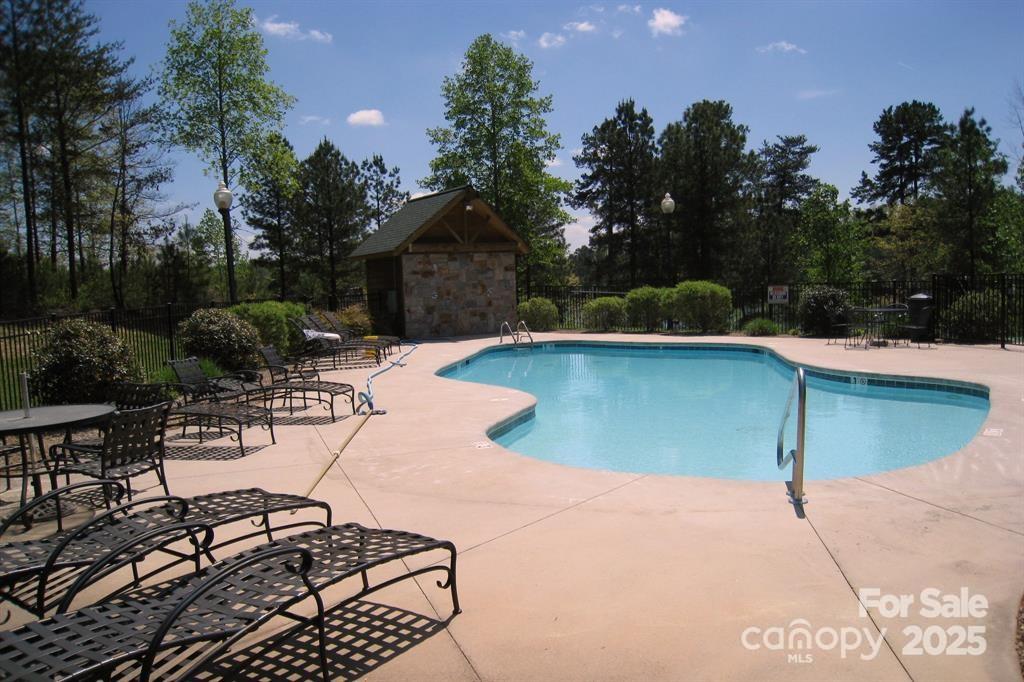 5200 Port Lane Property Photo