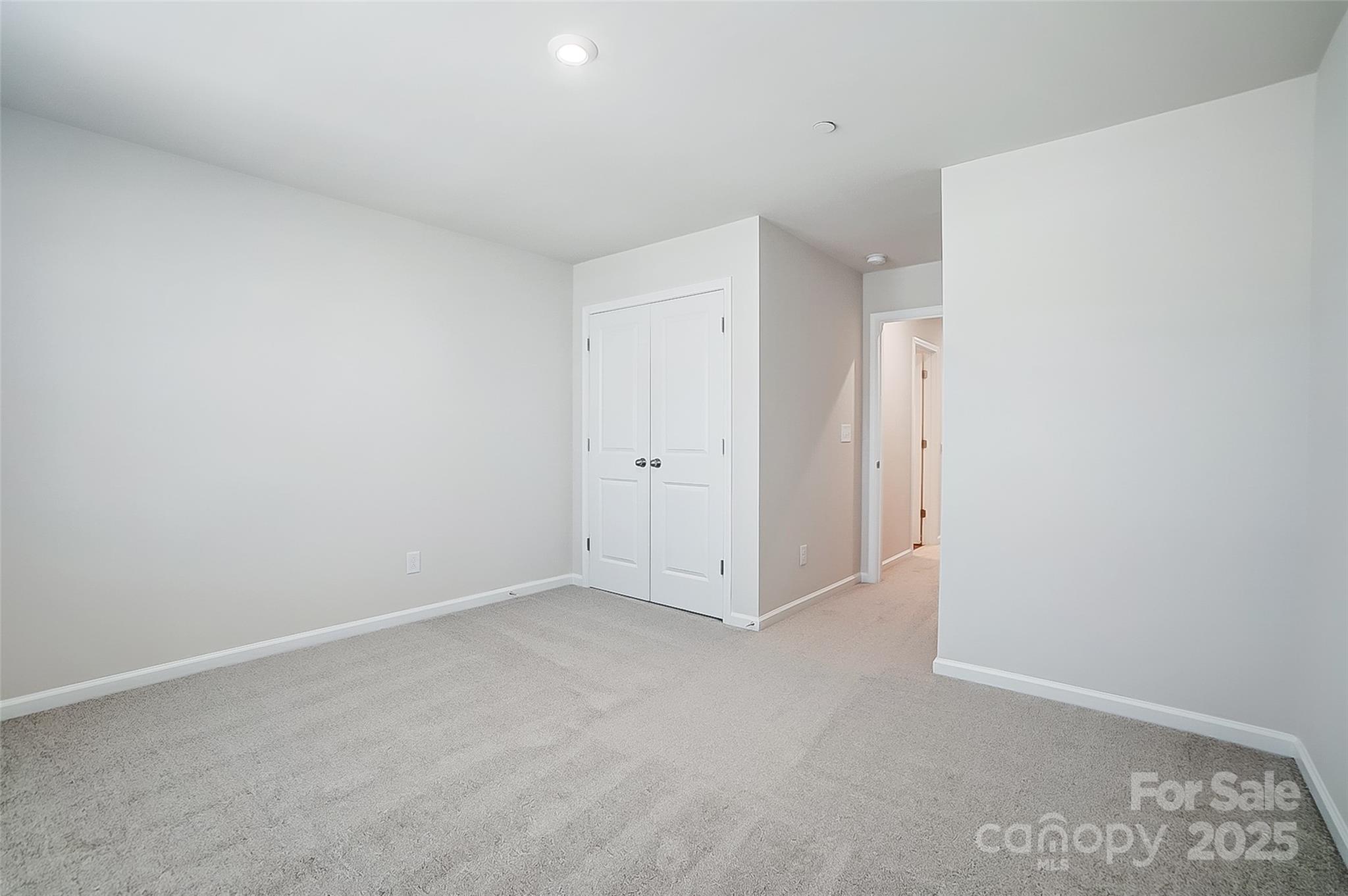 2260 Hedgecliff Road 164 Property Photo 25