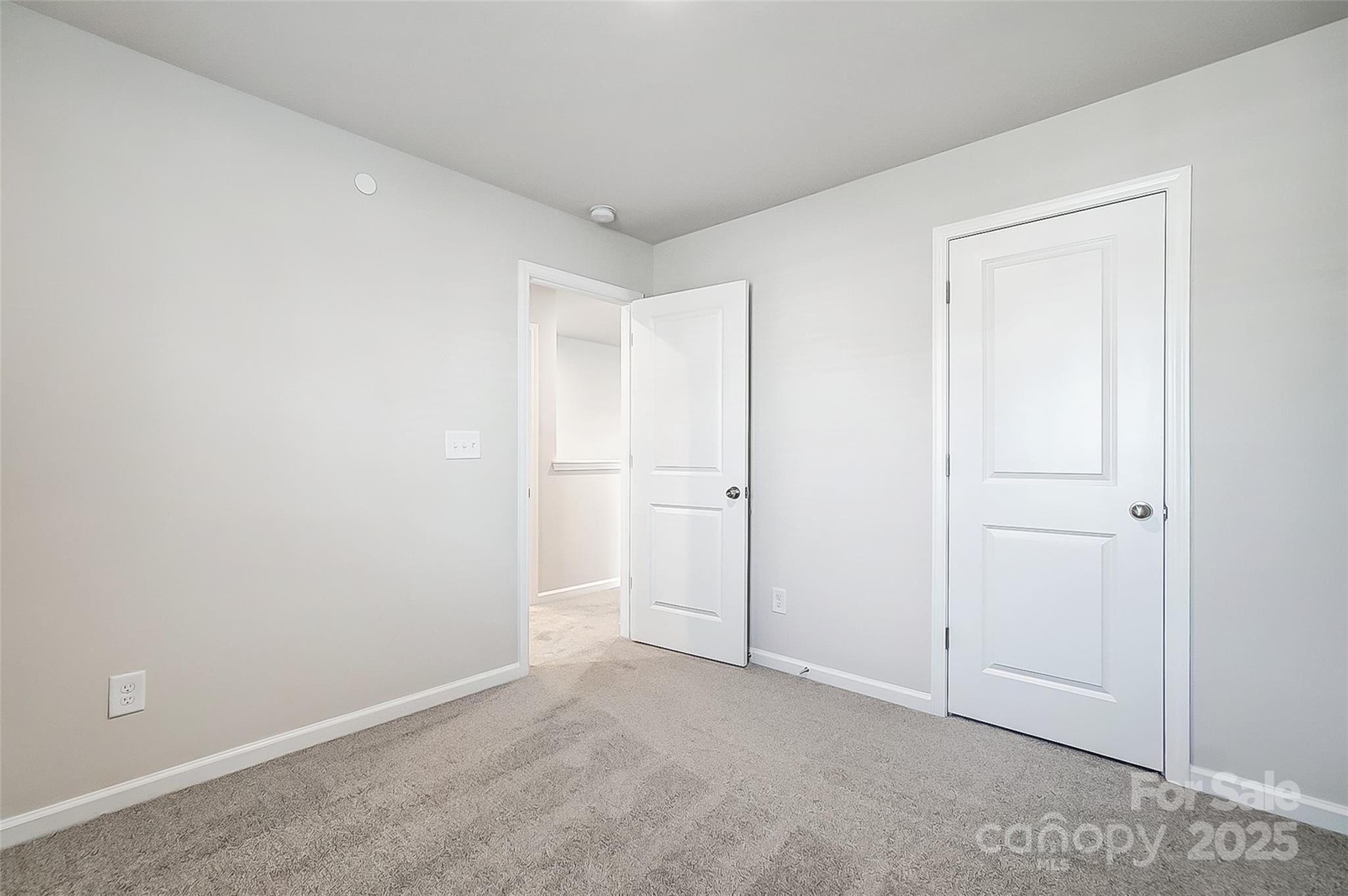 2260 Hedgecliff Road 164 Property Photo 28