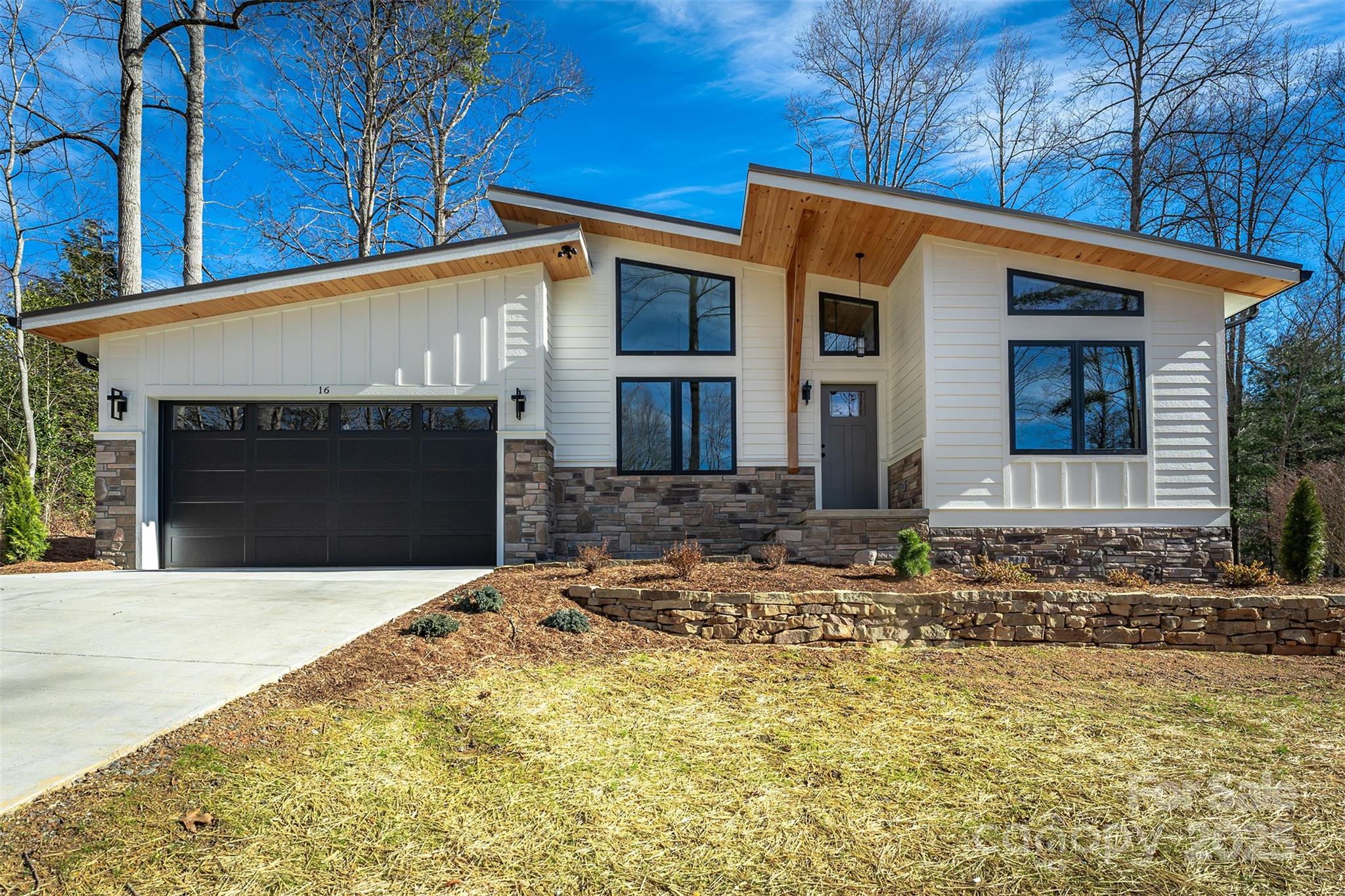 16 Taze Court Property Photo