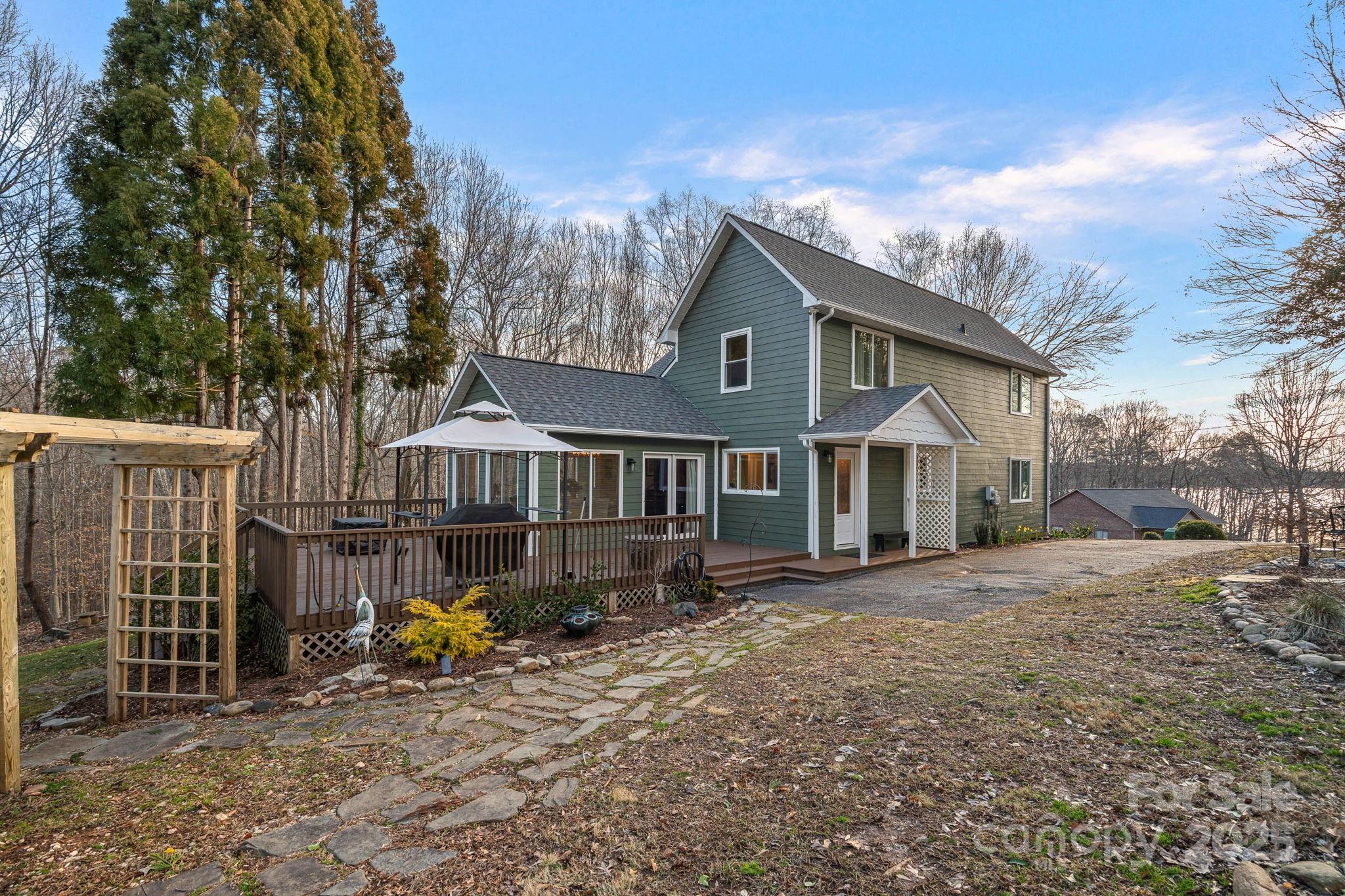 1665 Sherwood Court Property Photo