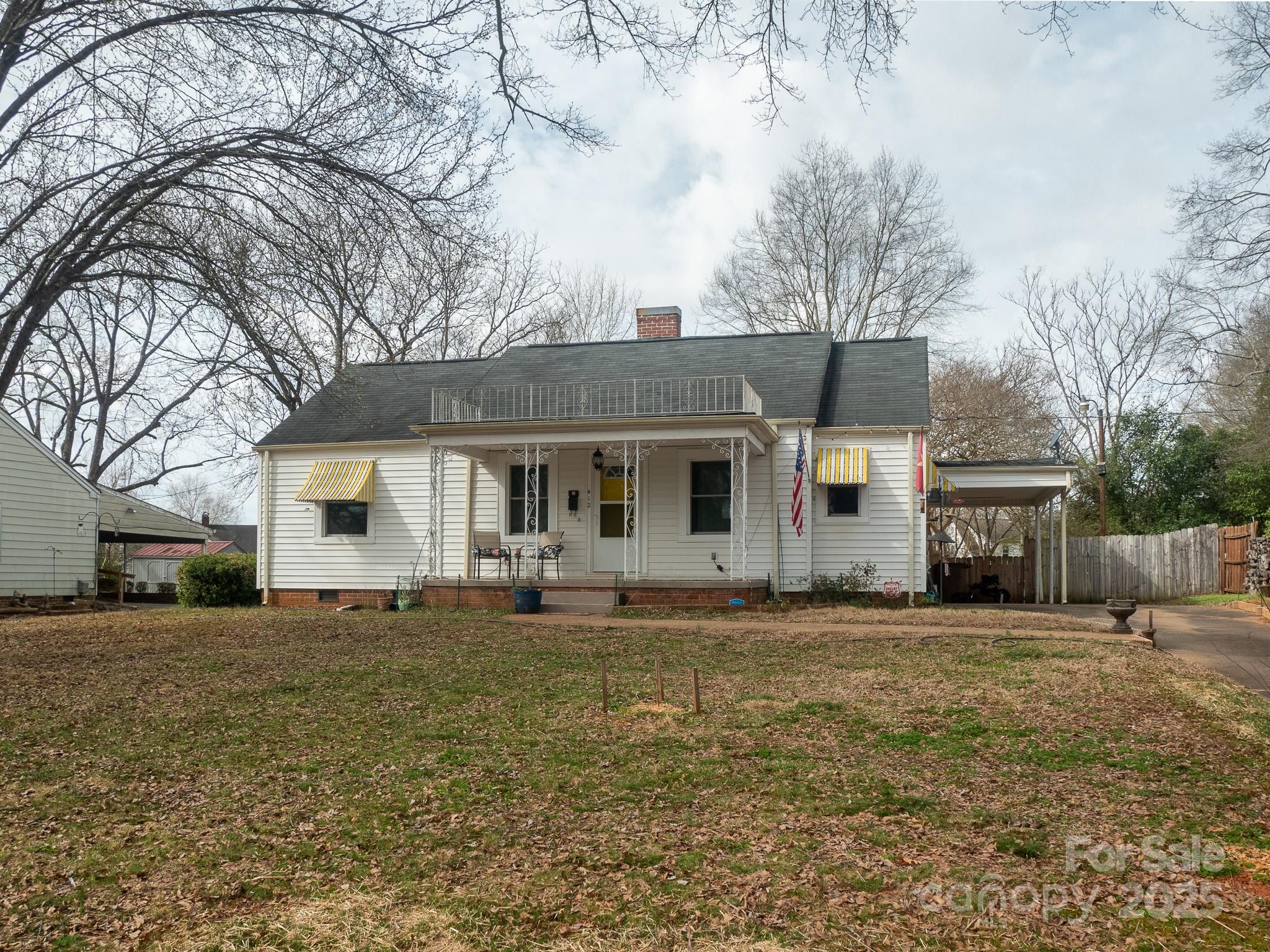 412 Miles Road Property Photo